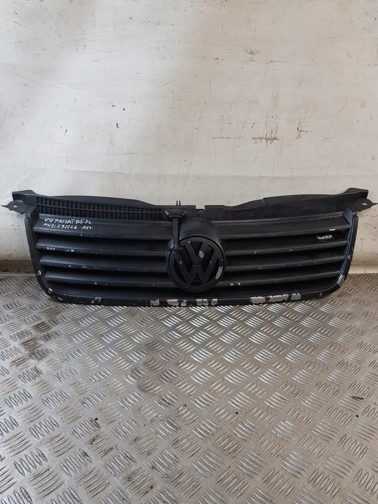 grill grille 3B0853651K VW PASSAT B5 FL 01R
