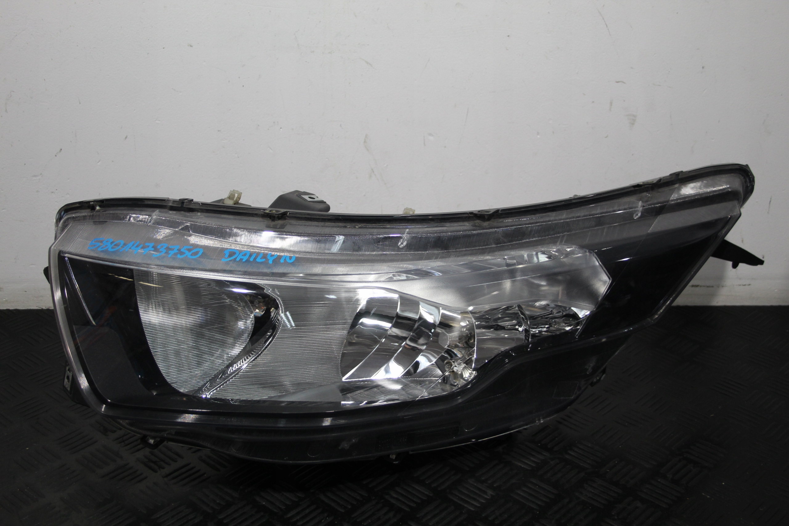 light left front IVECO DAILY IV 4 5801473750