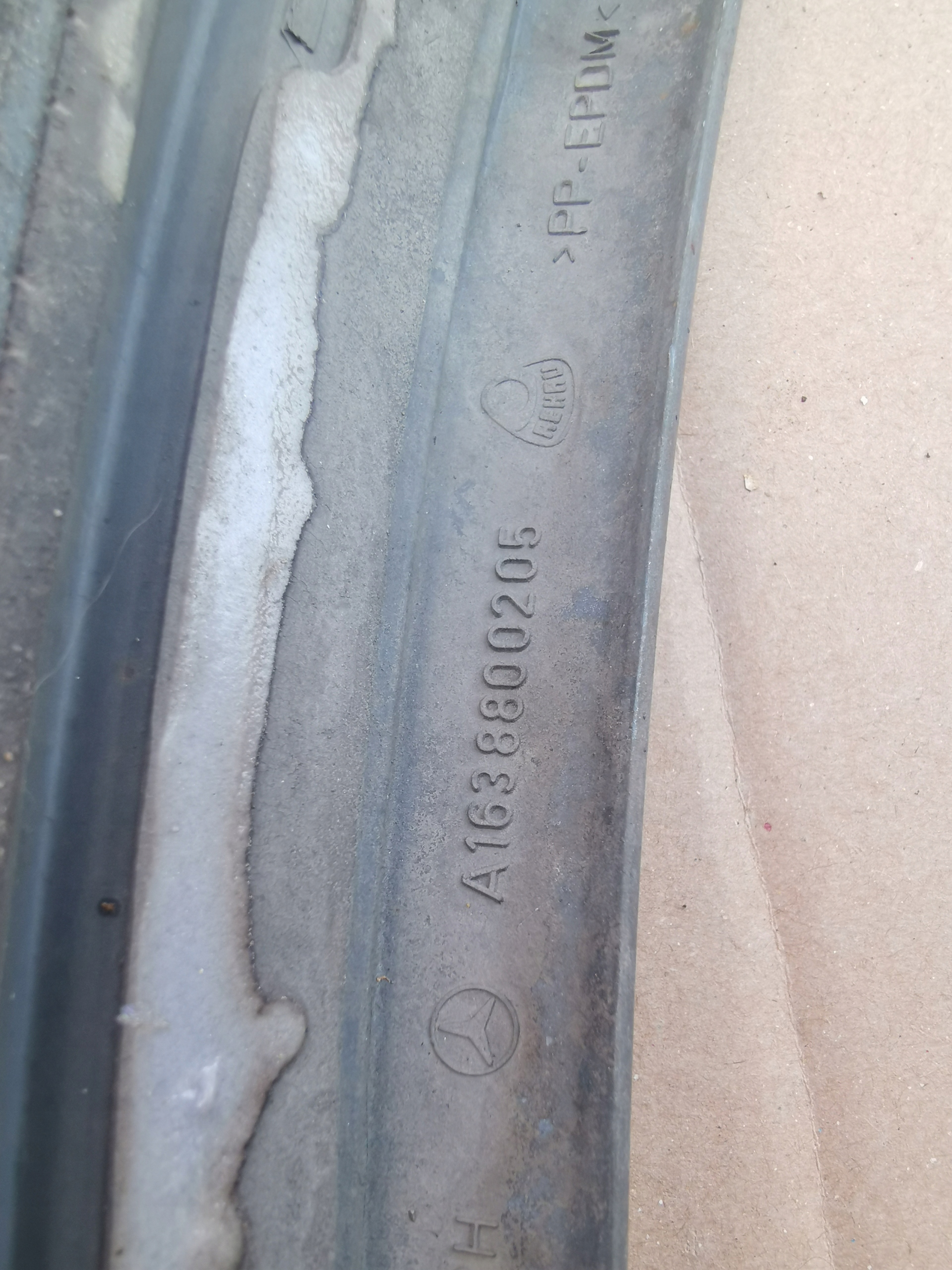 moulding bumper rear part left right MERCEDES ML W163 amg