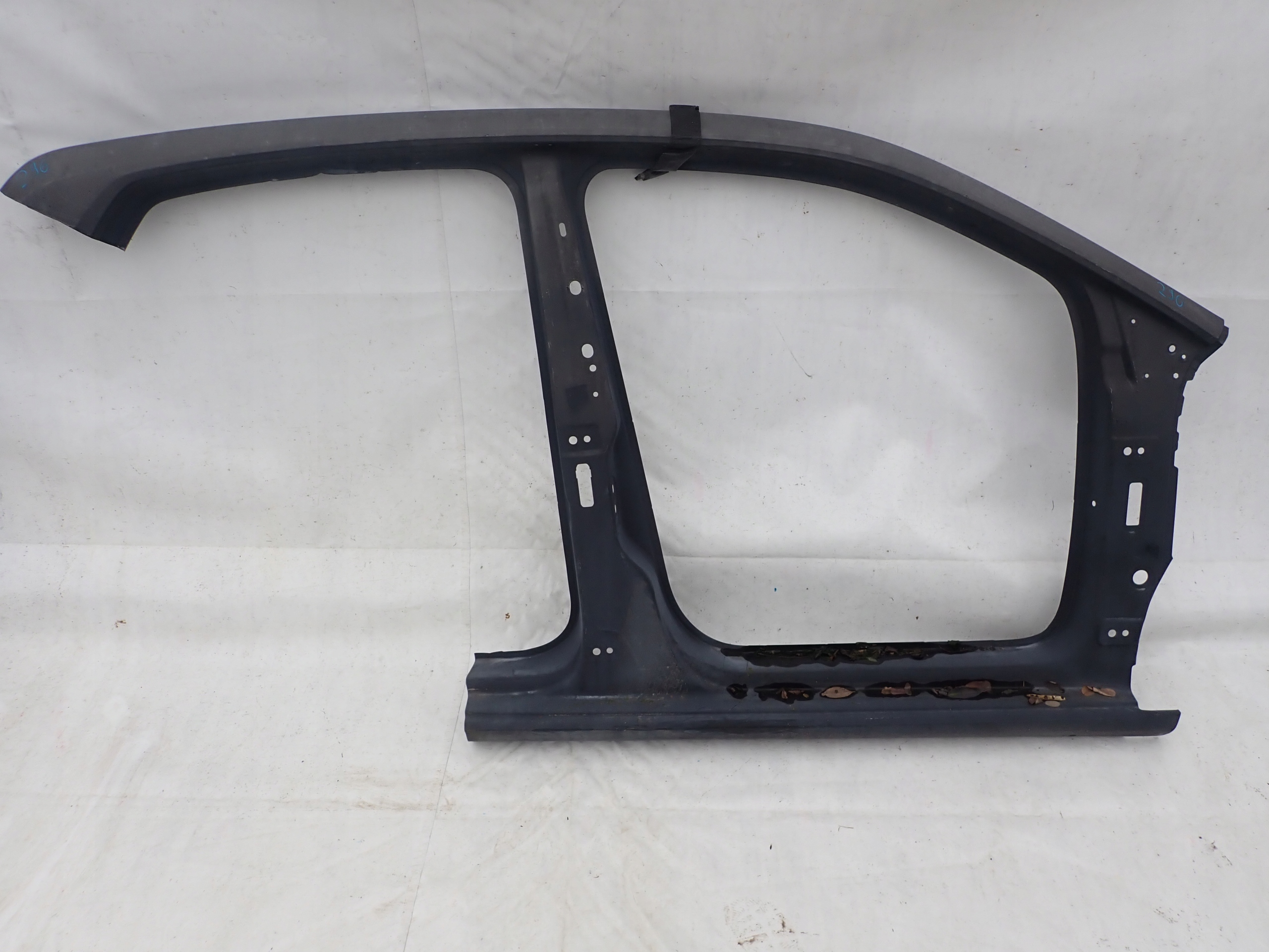 VW UP MII CITIGO 11- RAMA pillar side right
