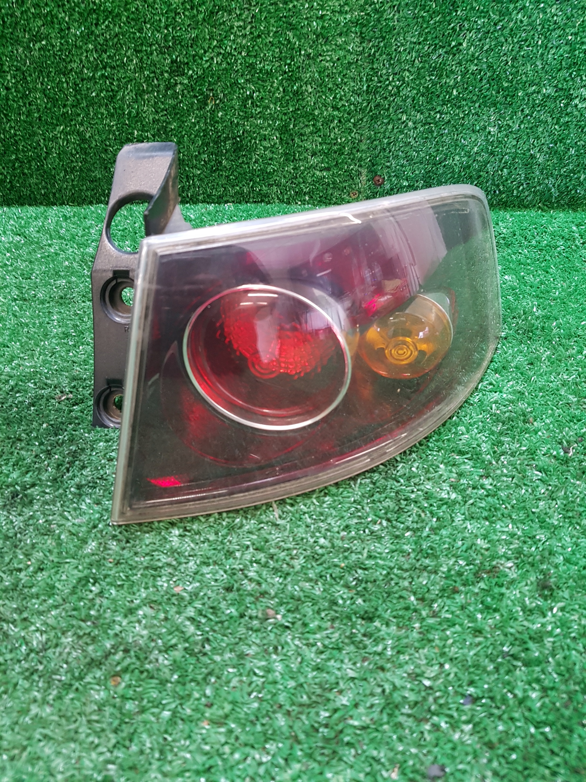 light right rear LIFT SEAT IBIZA 3