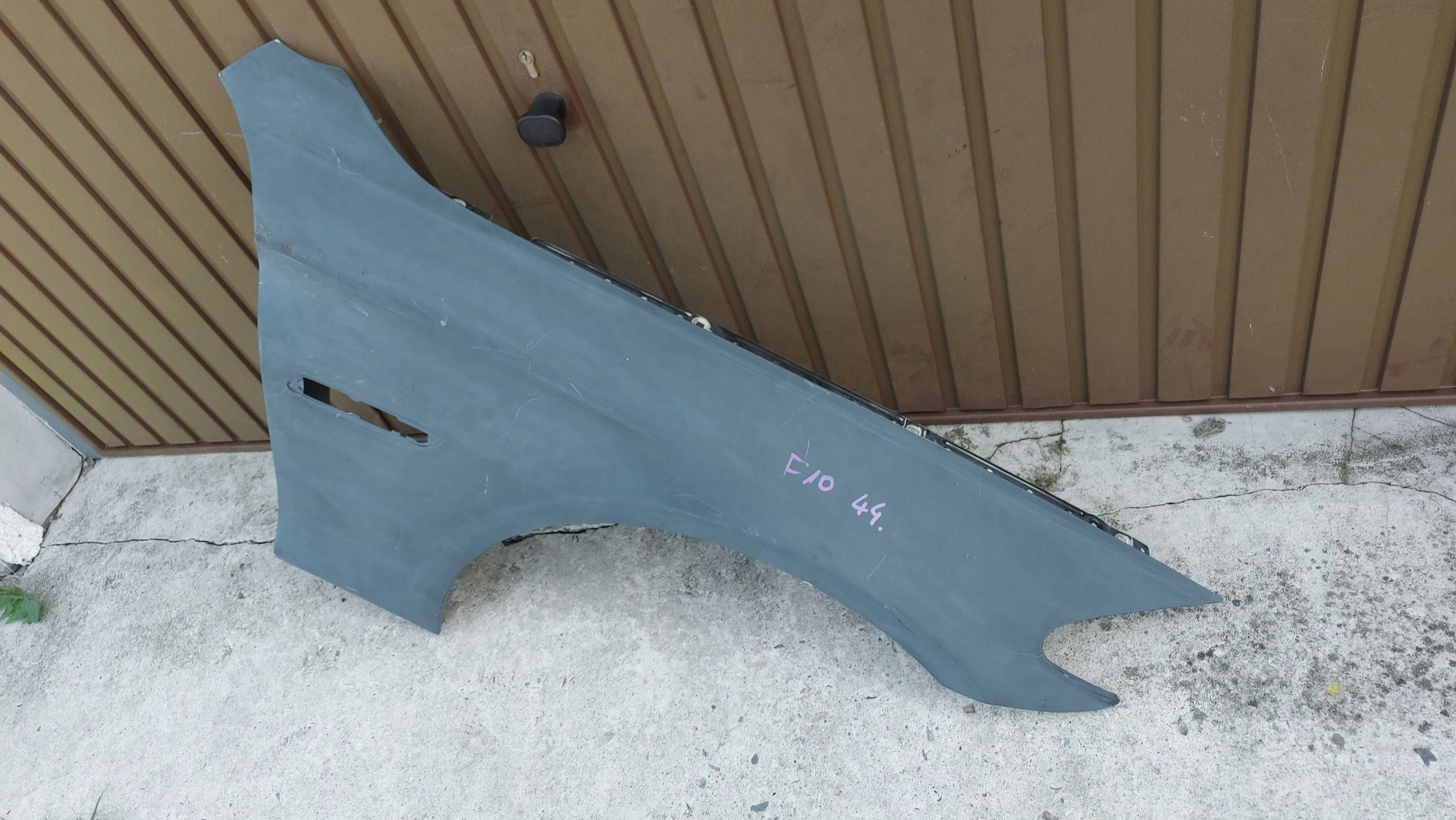 BMW 5 F10 F11 right fender front front