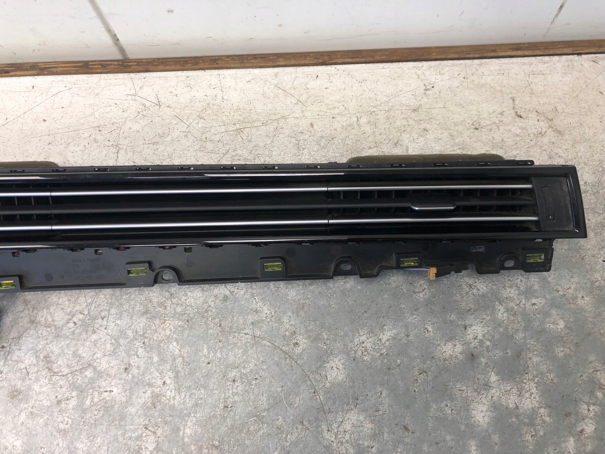 DEKOR clock KRATKI air conditioning devices VW PASSAT B8 3G1858416