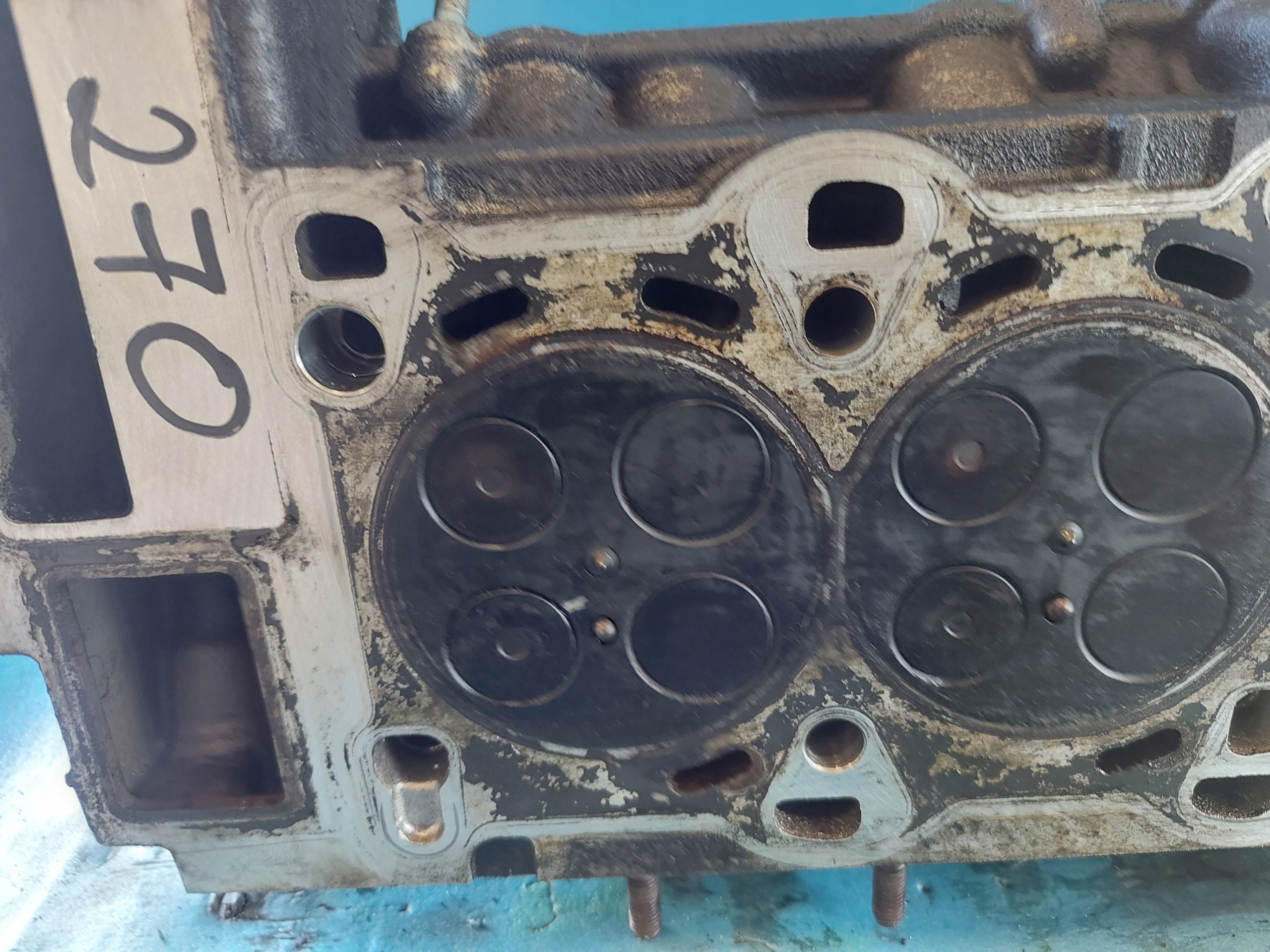 glava ASTRA ,ZAFIRA A 2.0 TD X20DTL