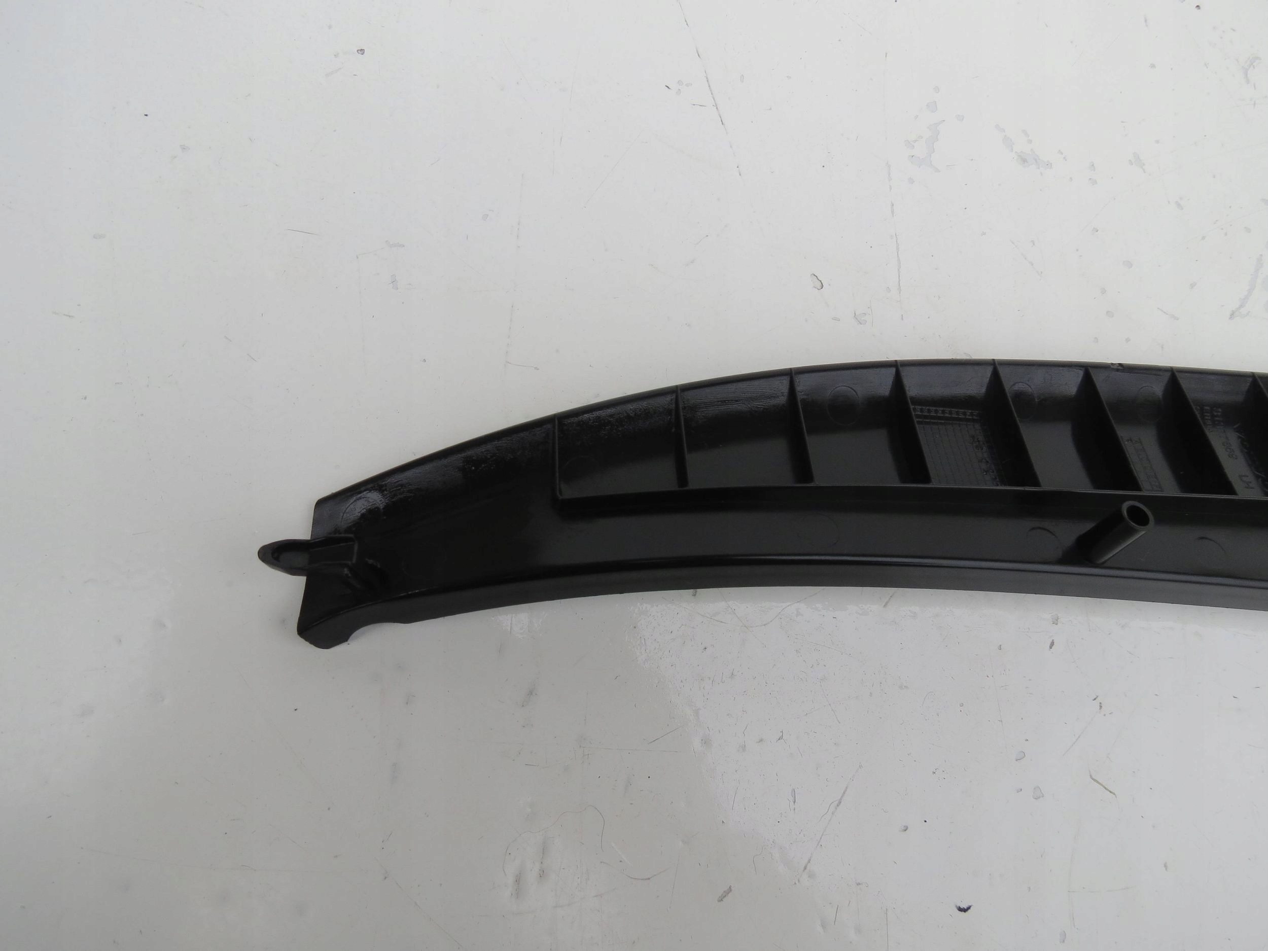 cover spoiler left VOLVO S90 2.0 V90 31377659