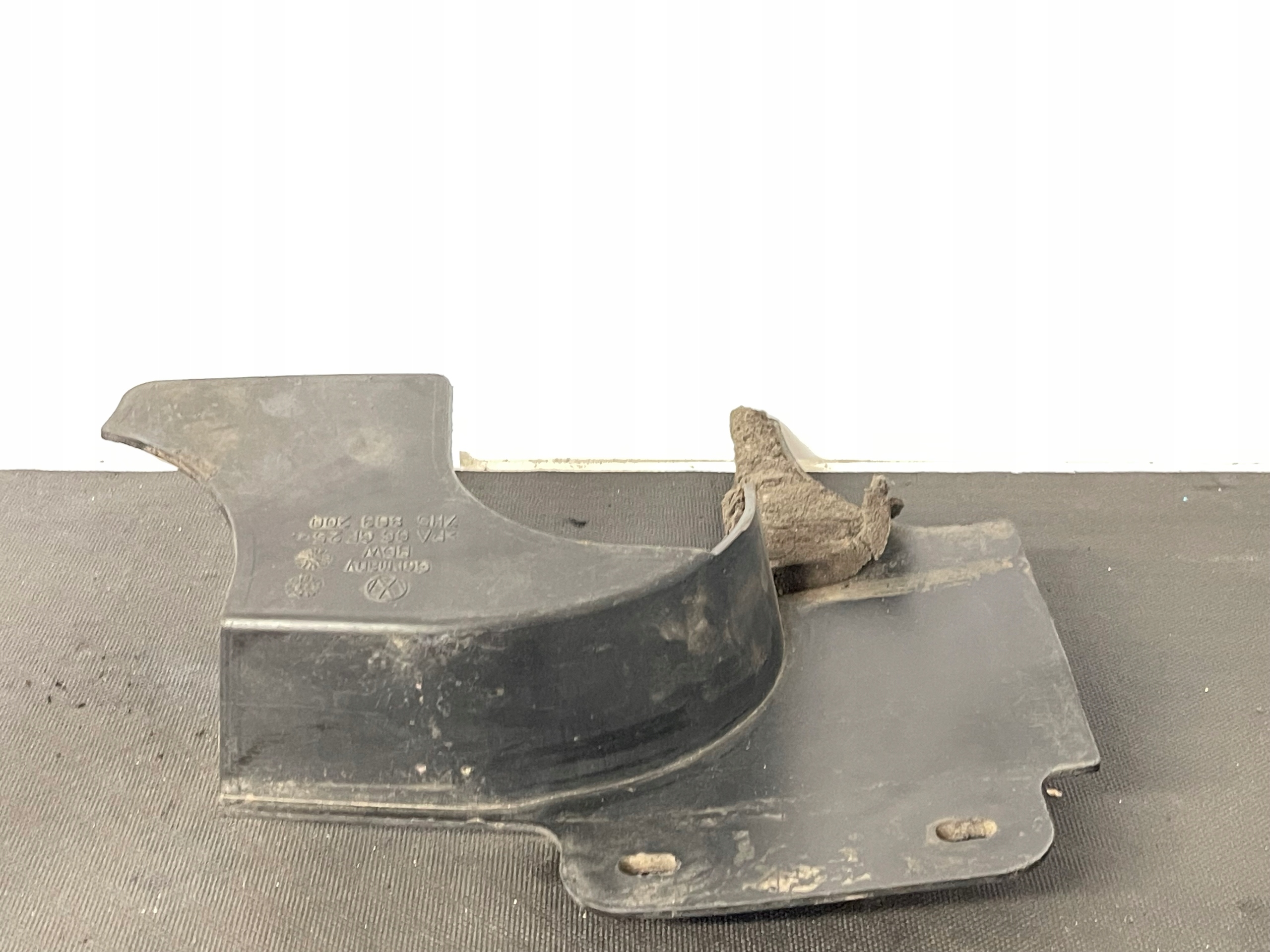 VW T5 TRANSPORTER MULTIVAN cover semi-axes right 7H5863200