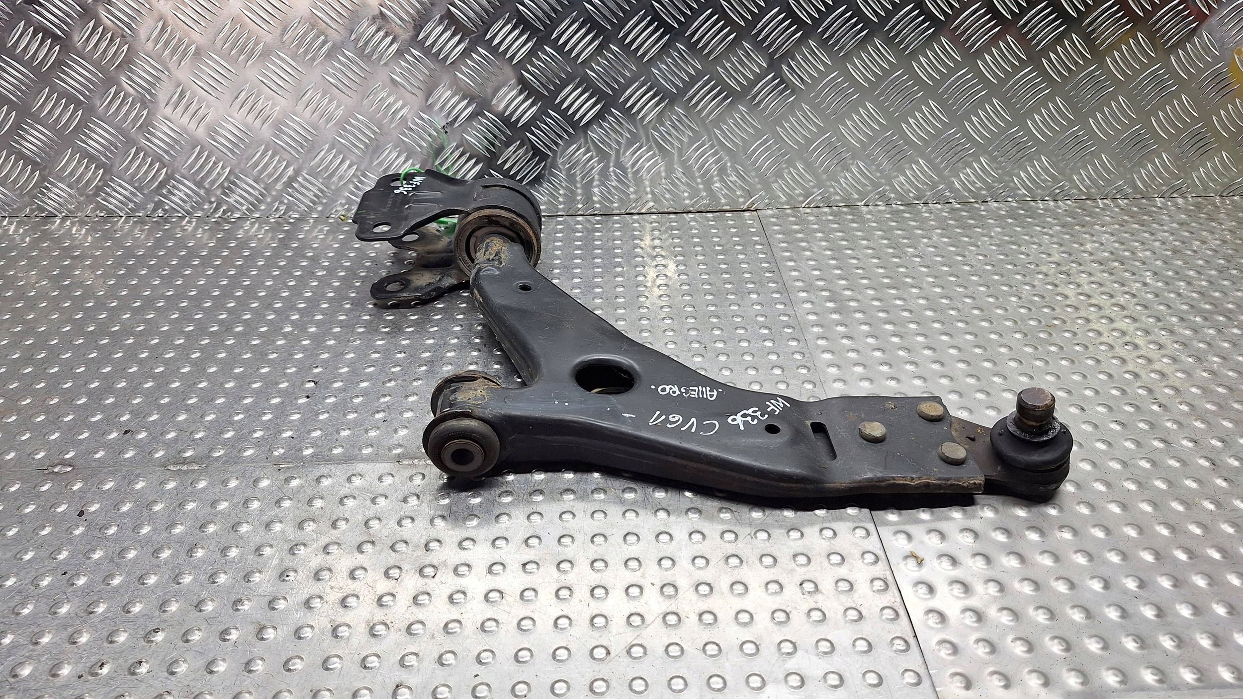 arm left front CV61-3A262-AAA FORD KUGA LIFT MK2 II ESCAPE