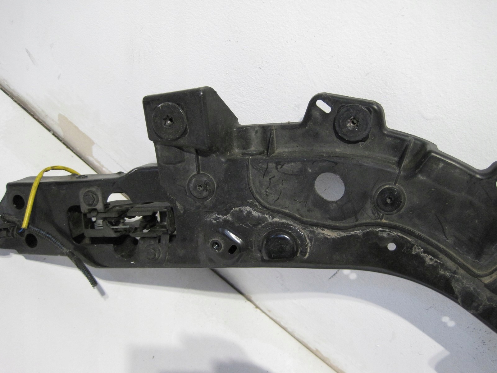 PAS PRZEDNI GÓRNY ZAMKOWY ALFA ROMEO STELVIO Typ samochodu Samochody osobowe