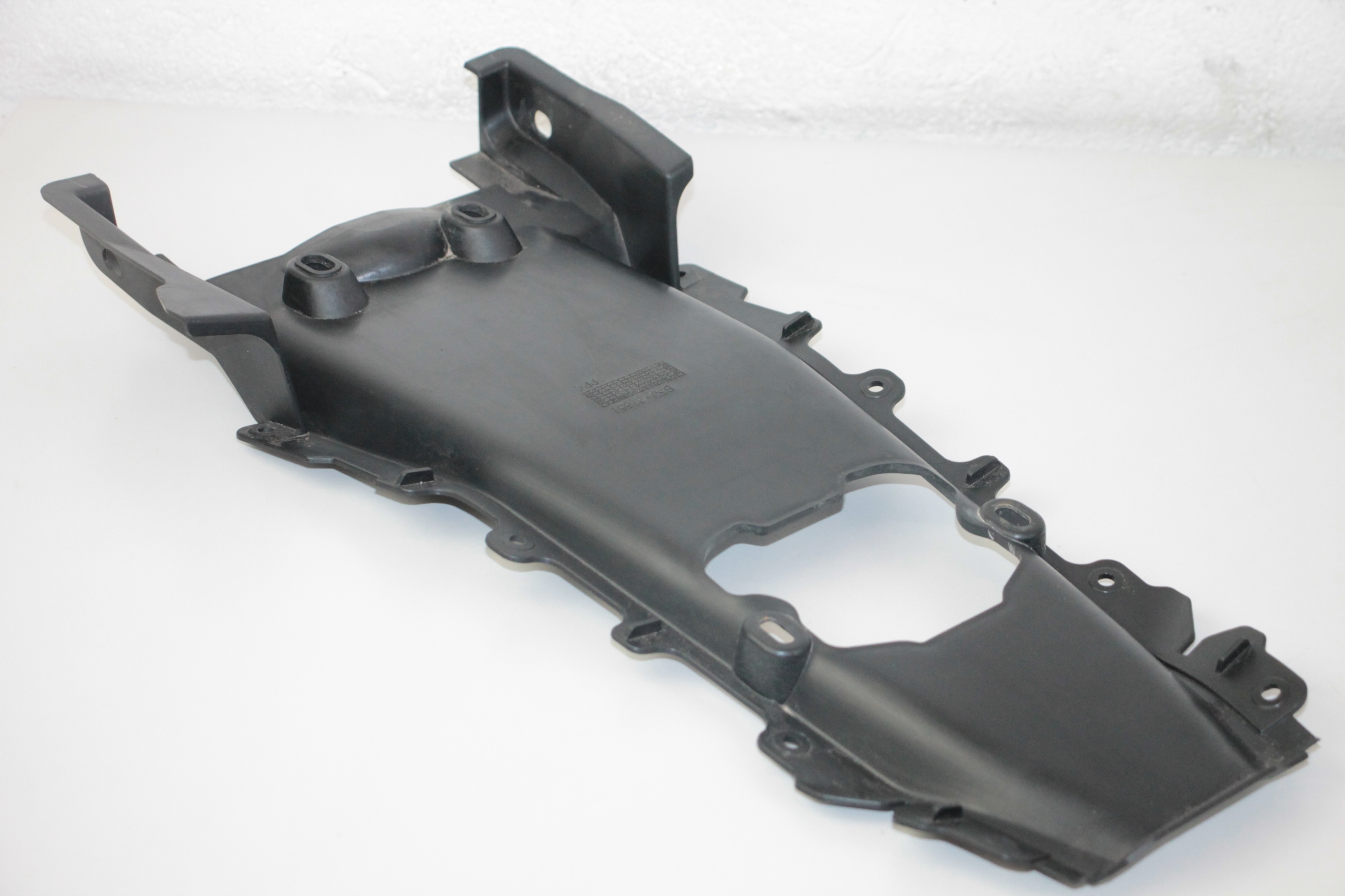 YAMAHA TRACER 900 GT MT09 WYPEŁNIENIE OGON