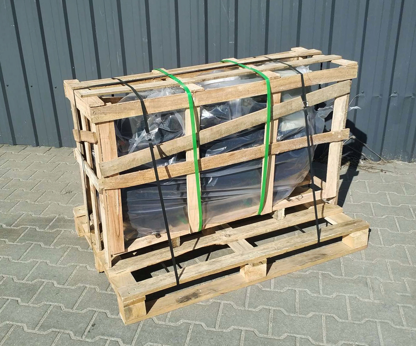 Kompresor olejowy sprężarka 10 BAR 2090 960l/min butla 200L silnik 4kW 400V Rodzaj sprężarka tłokowa