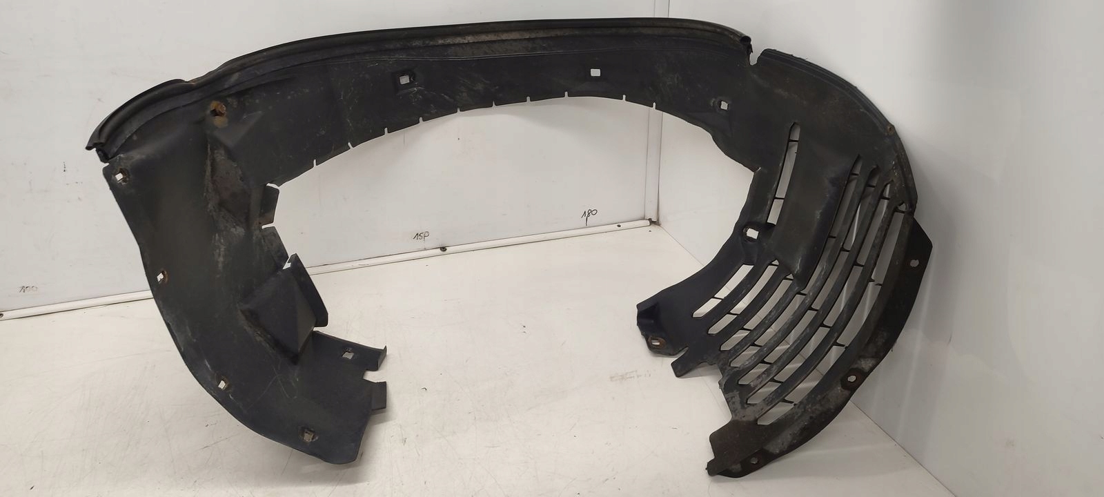 podblatník předek přední pravé Mercedes W140 3,2
