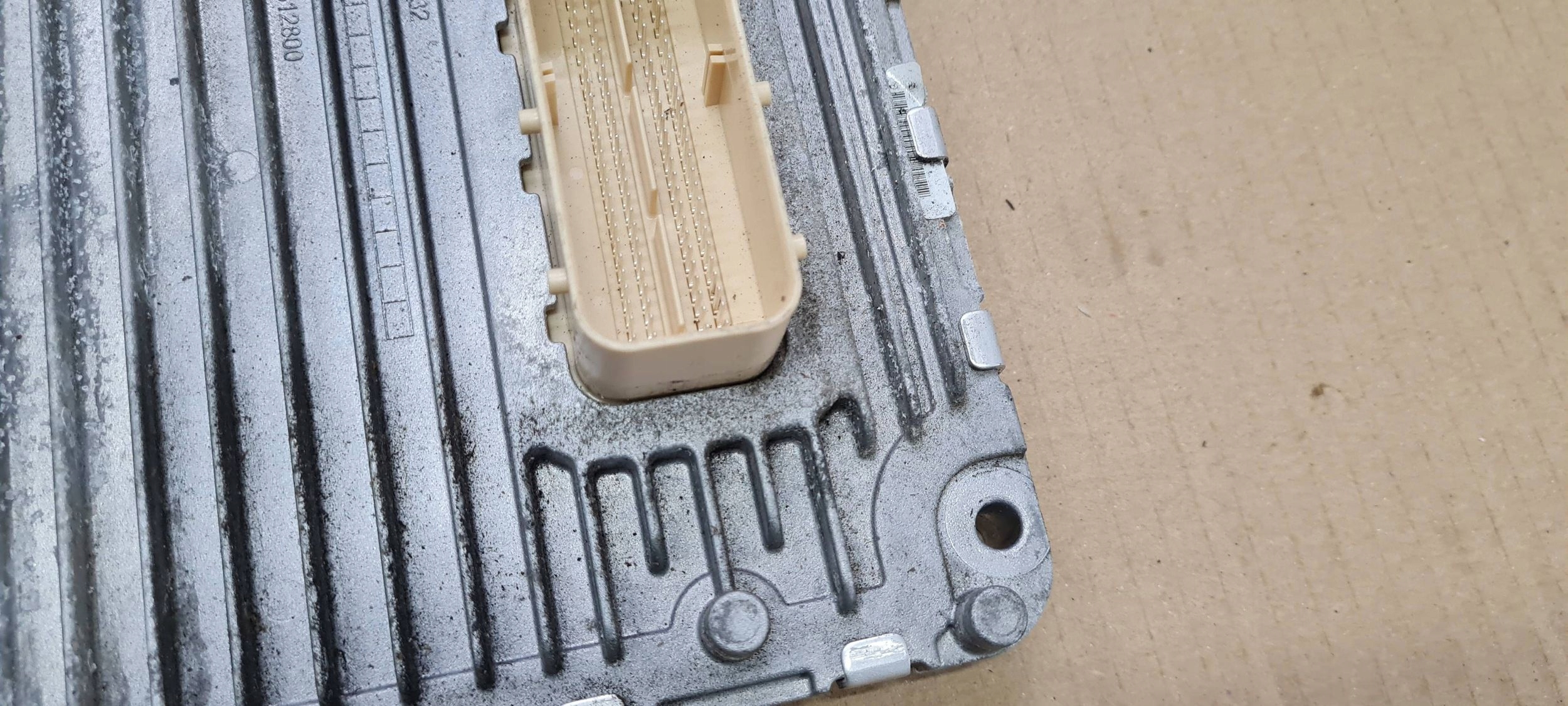 Chrysler Pacifica 2022 computer control unit of the engine 3.6 HYBRYDA 68434929AB