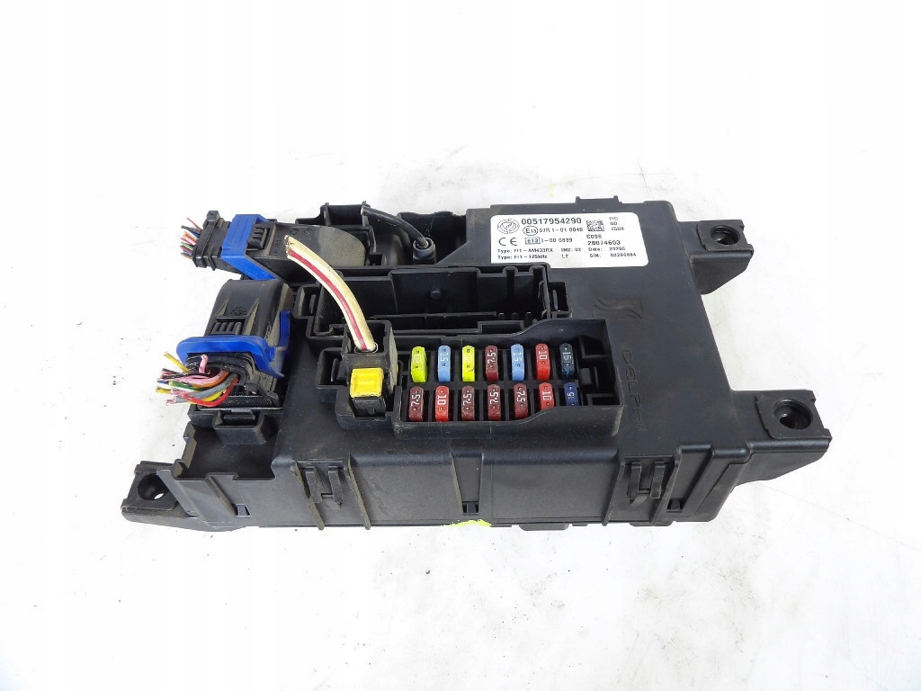 FIAT GRANDE PUNTO Module fusibles 28074603