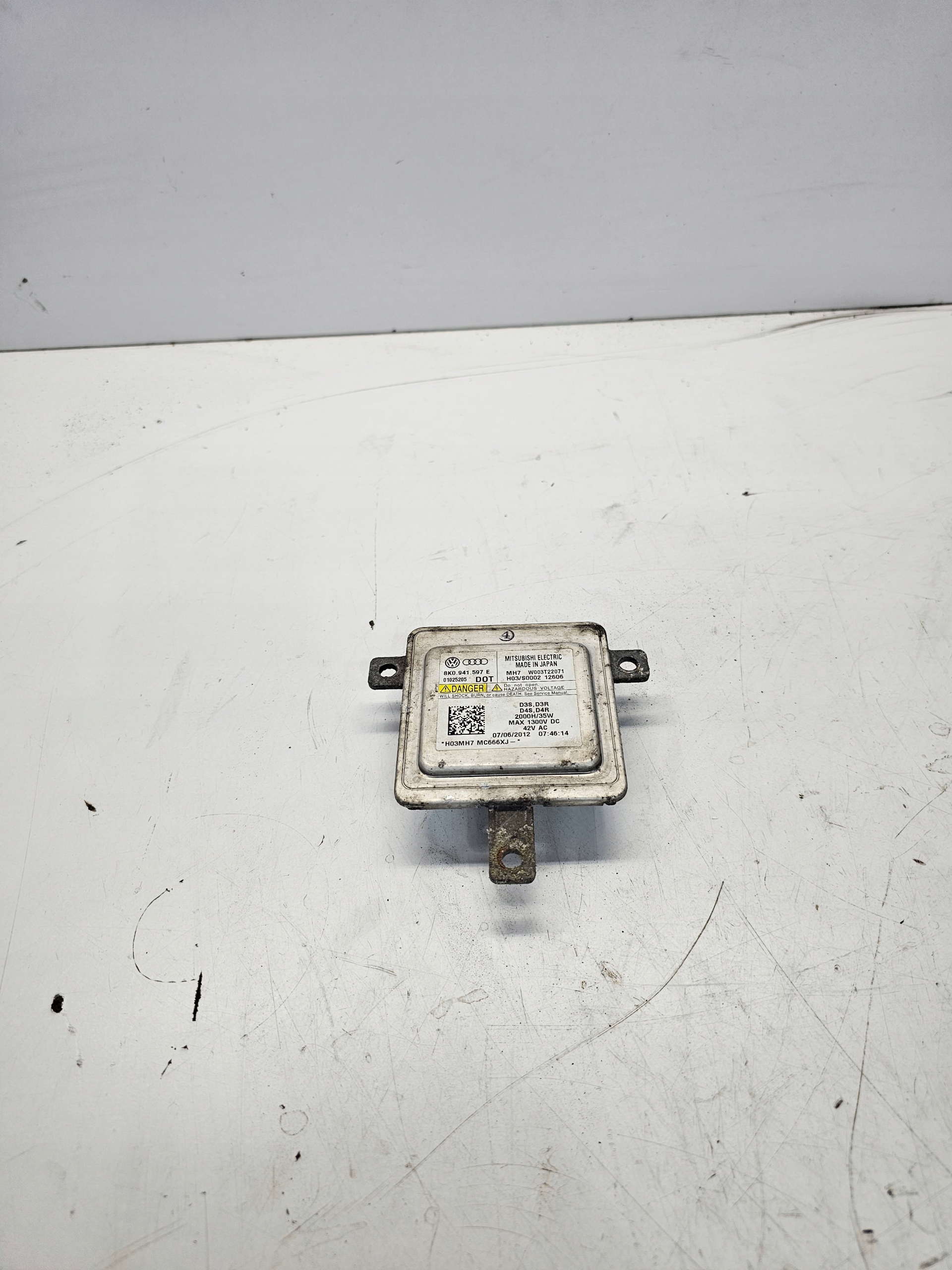 control unit BI XENON AUDI A4 B8 A5 Q5 8K0941597E