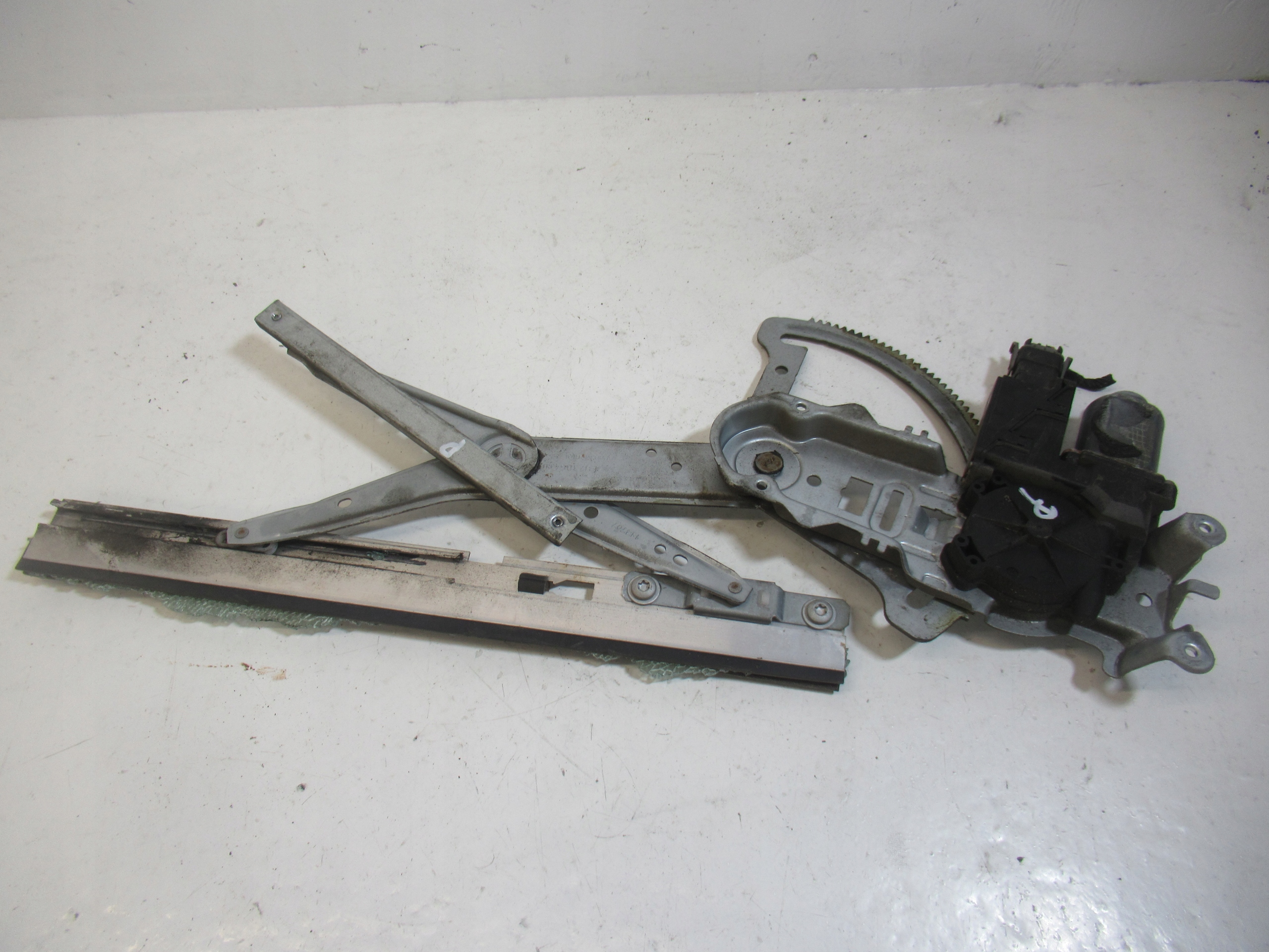 ELE mechanism windows right front 3D OPEL CORSA C 2002
