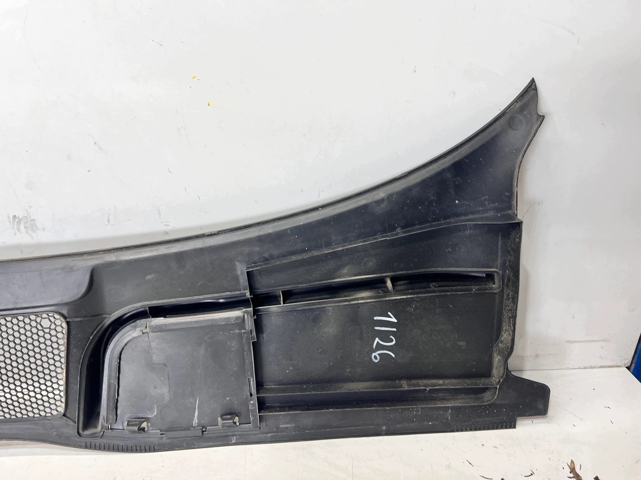 torpedo plastic AUDI A4 B9 8W1819403 1/26