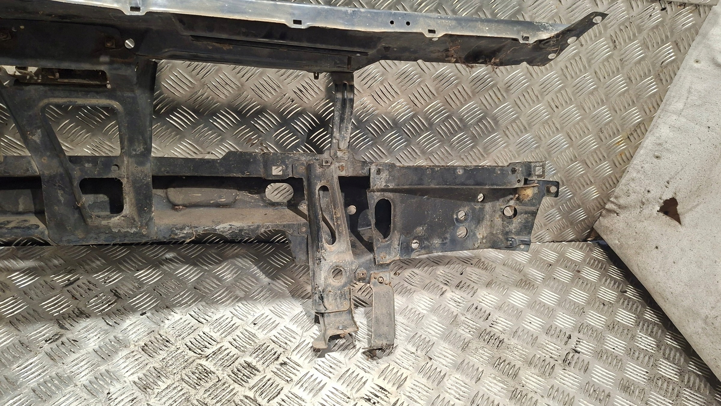 support panel for radiators pillar VW POLO III VARIANT