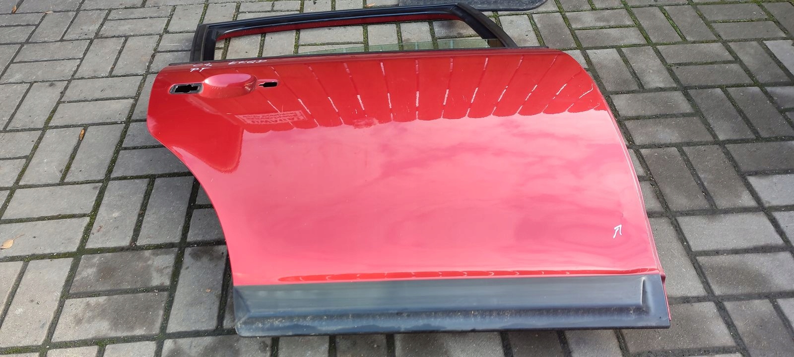 door rear part rear. right Citroen C4 and EKQD 5D