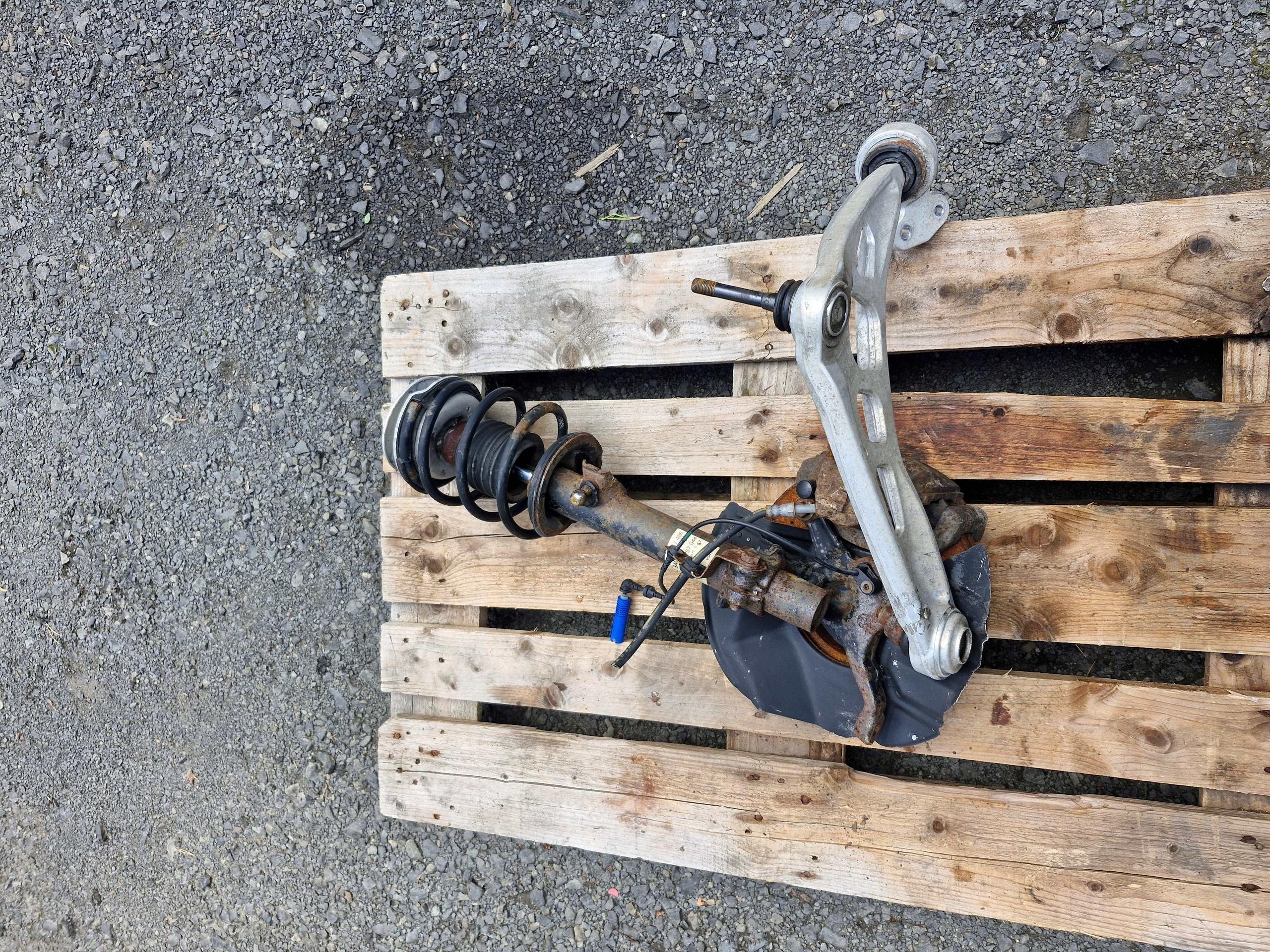 6757044 BMW E46 swing shock absorber right front