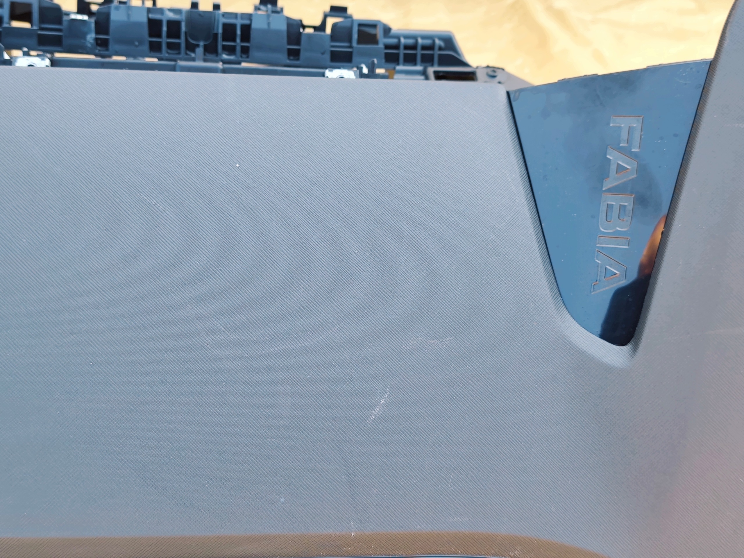 SKODA FABIA IV 2021-2026 console airbag originál dashboard instrument panel