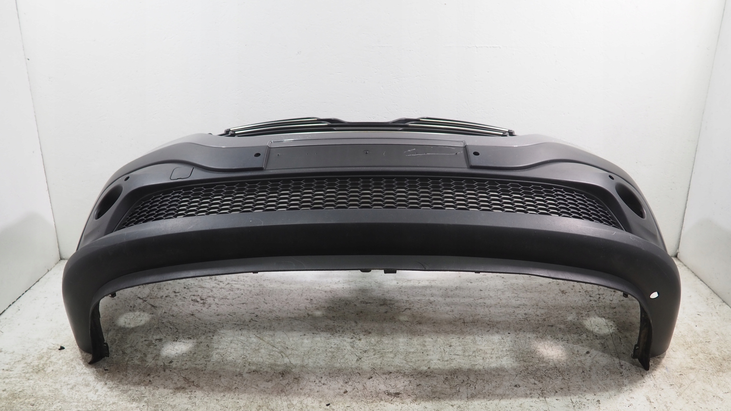 Renault Trafic III bumper front front 620223380R