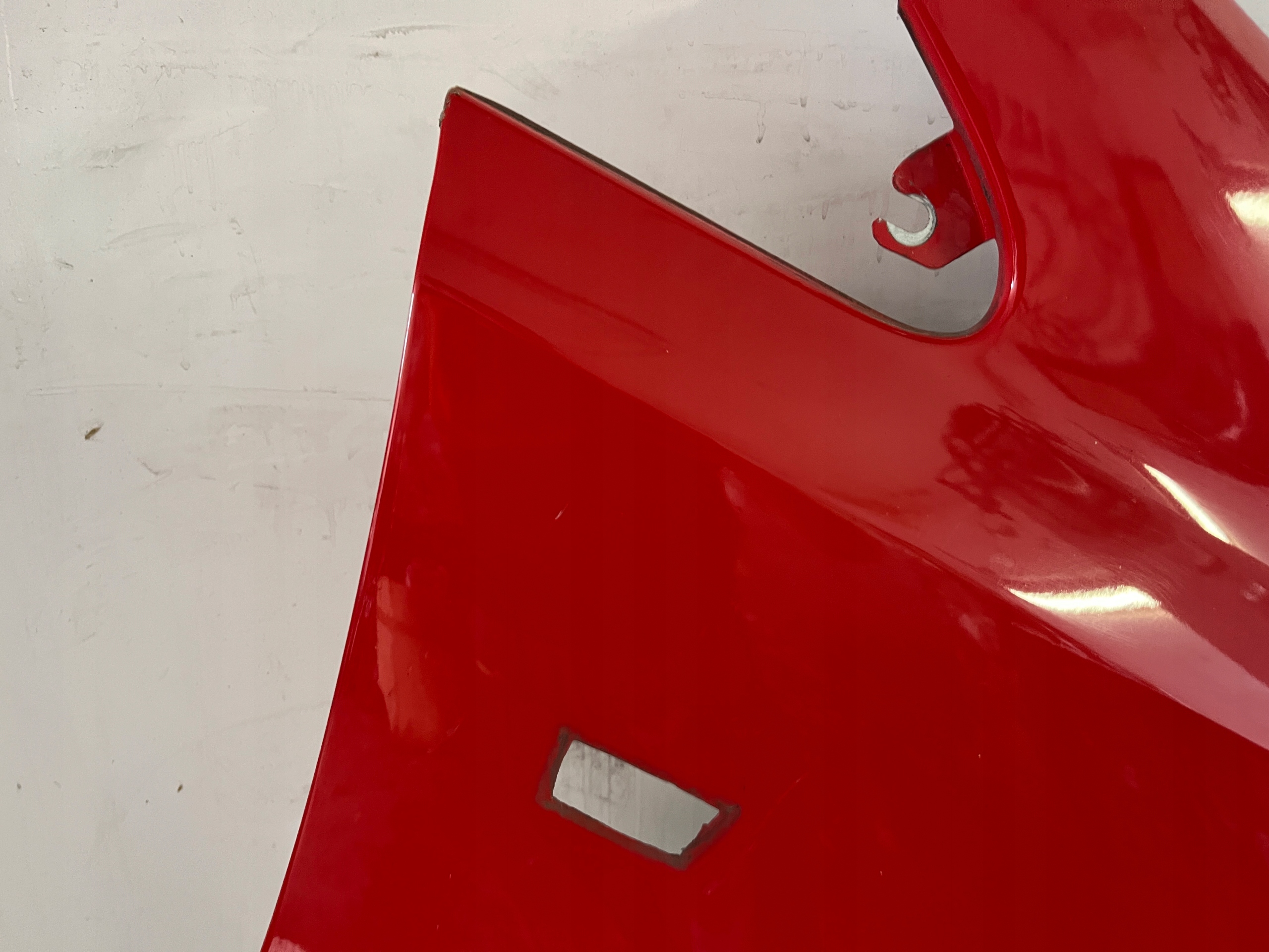 OPEL CORSA E fender right front front Z547 red MALOWANY