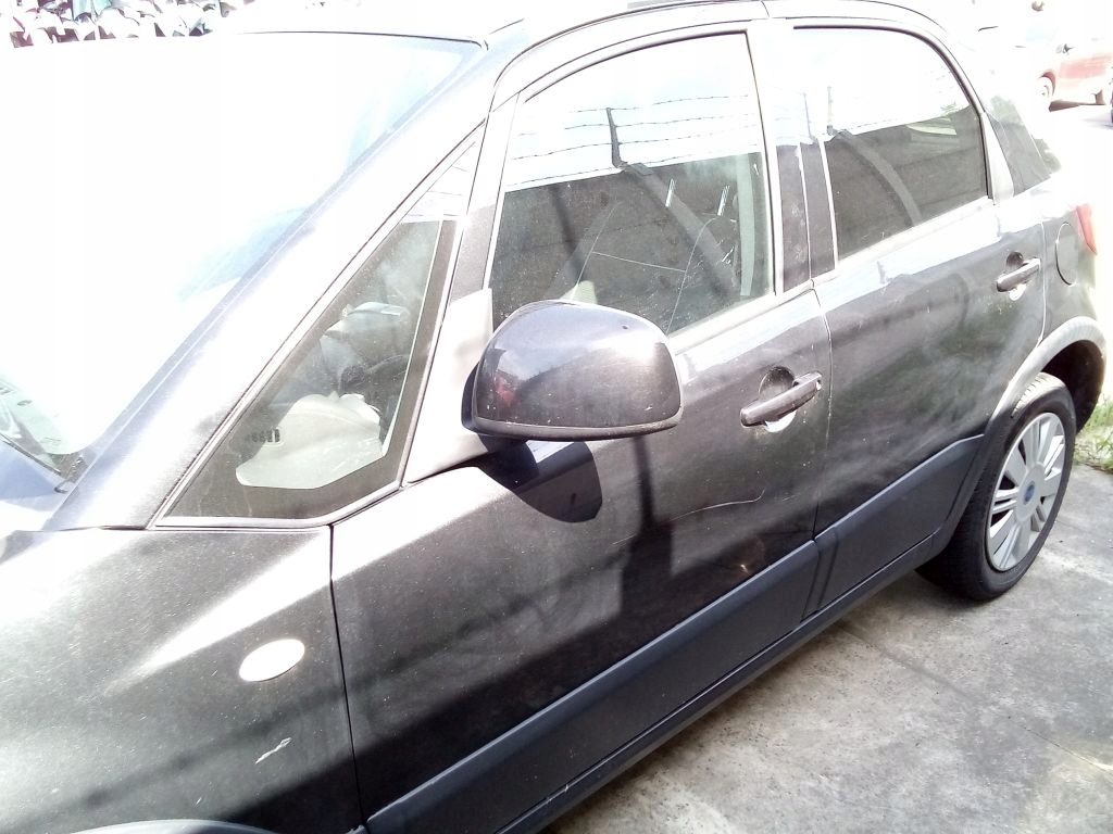 Fiat Sedici door left front front