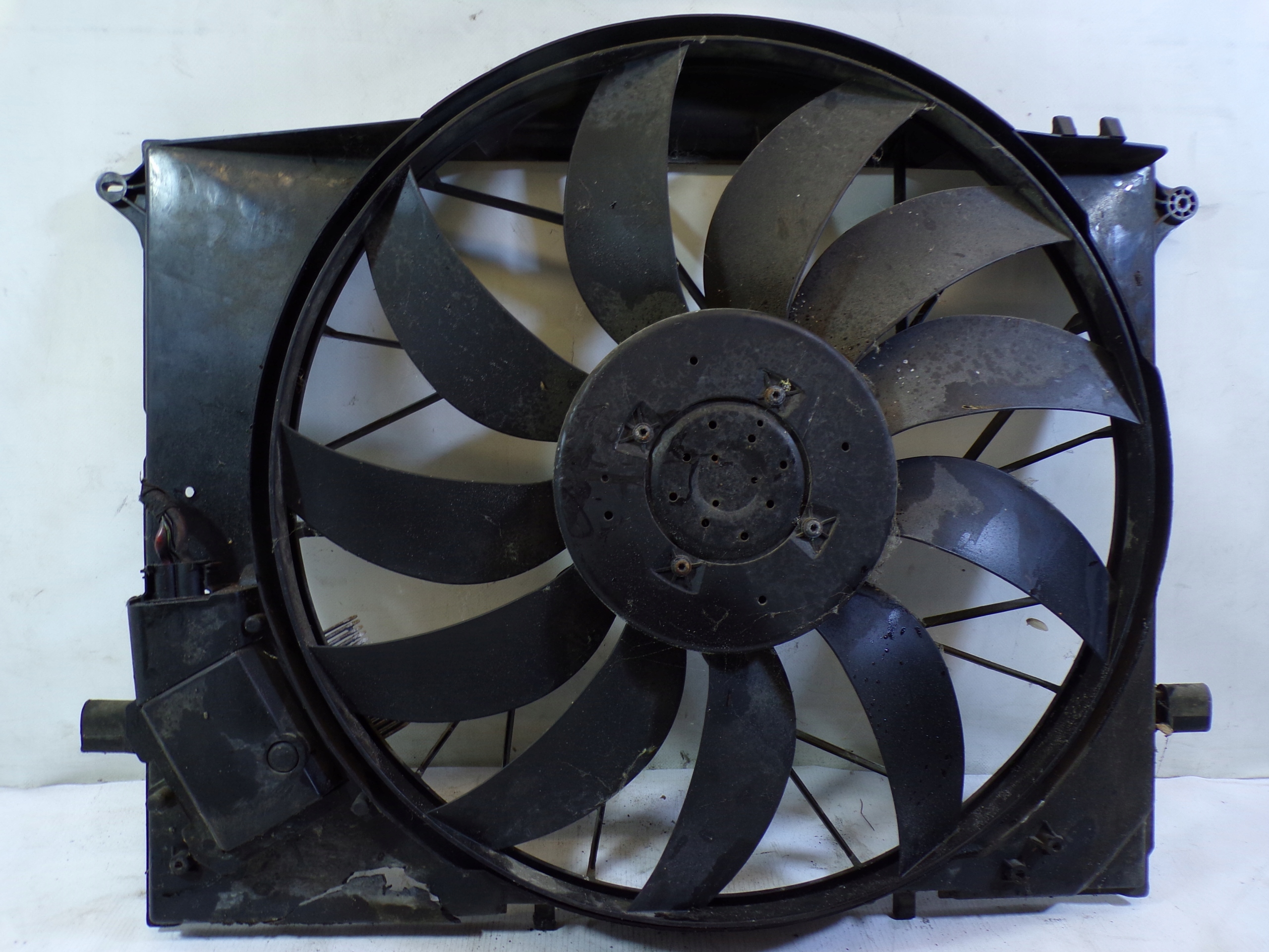 ventilátor chladiče MERCEDES W220 3.2 CDI