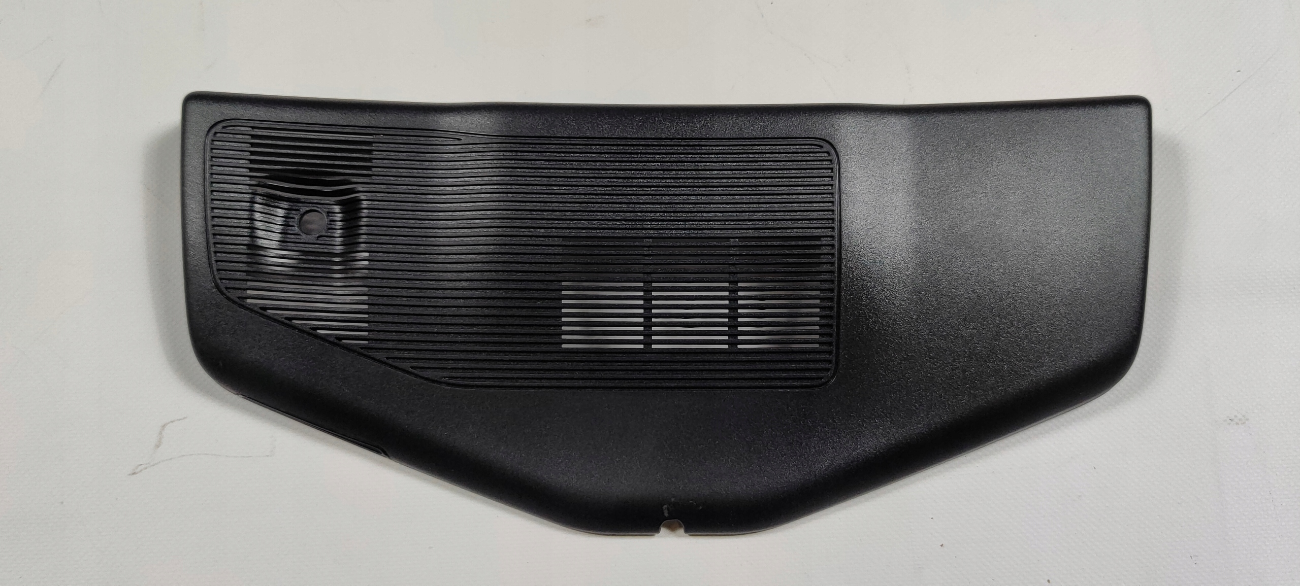 LB5B-17D550-DB3JA6 - Кришка панелі датчика дощу для Ford Explorer 2020-