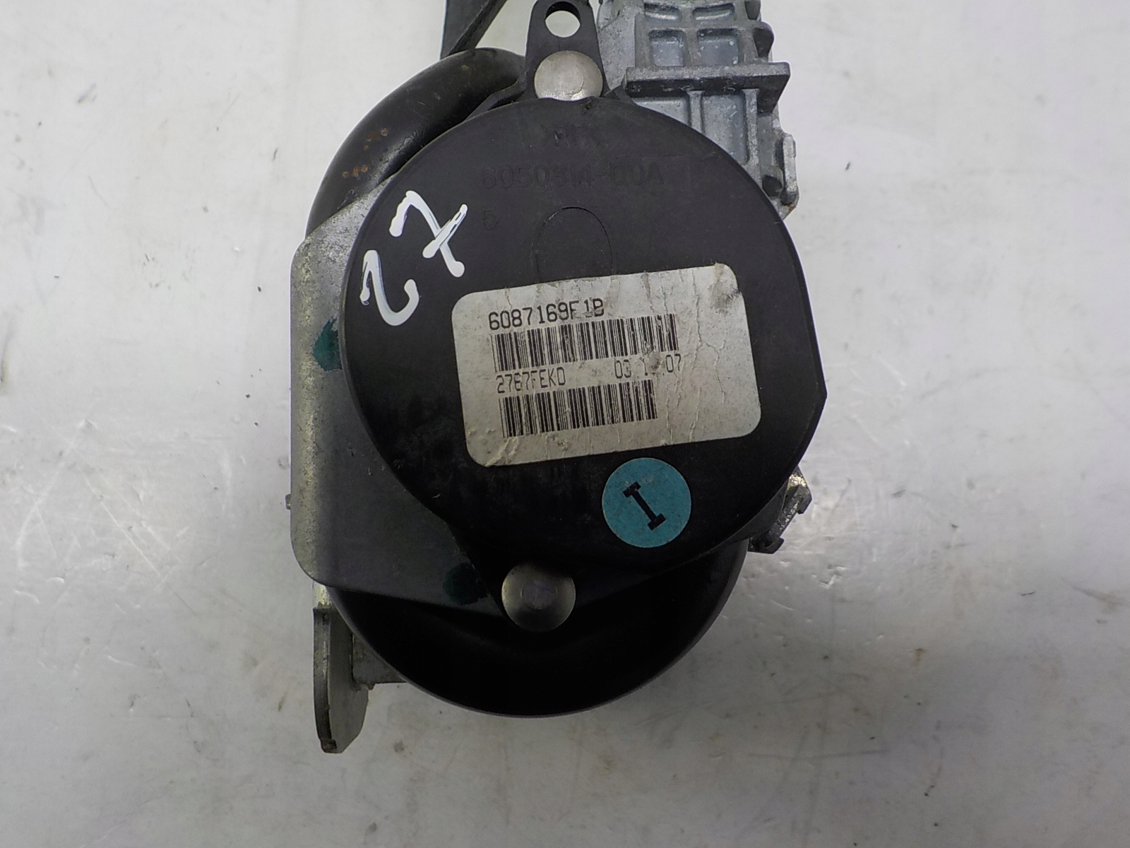 VW JETTA V tension belt safety adjuster left front driver´s 1K4857705AF