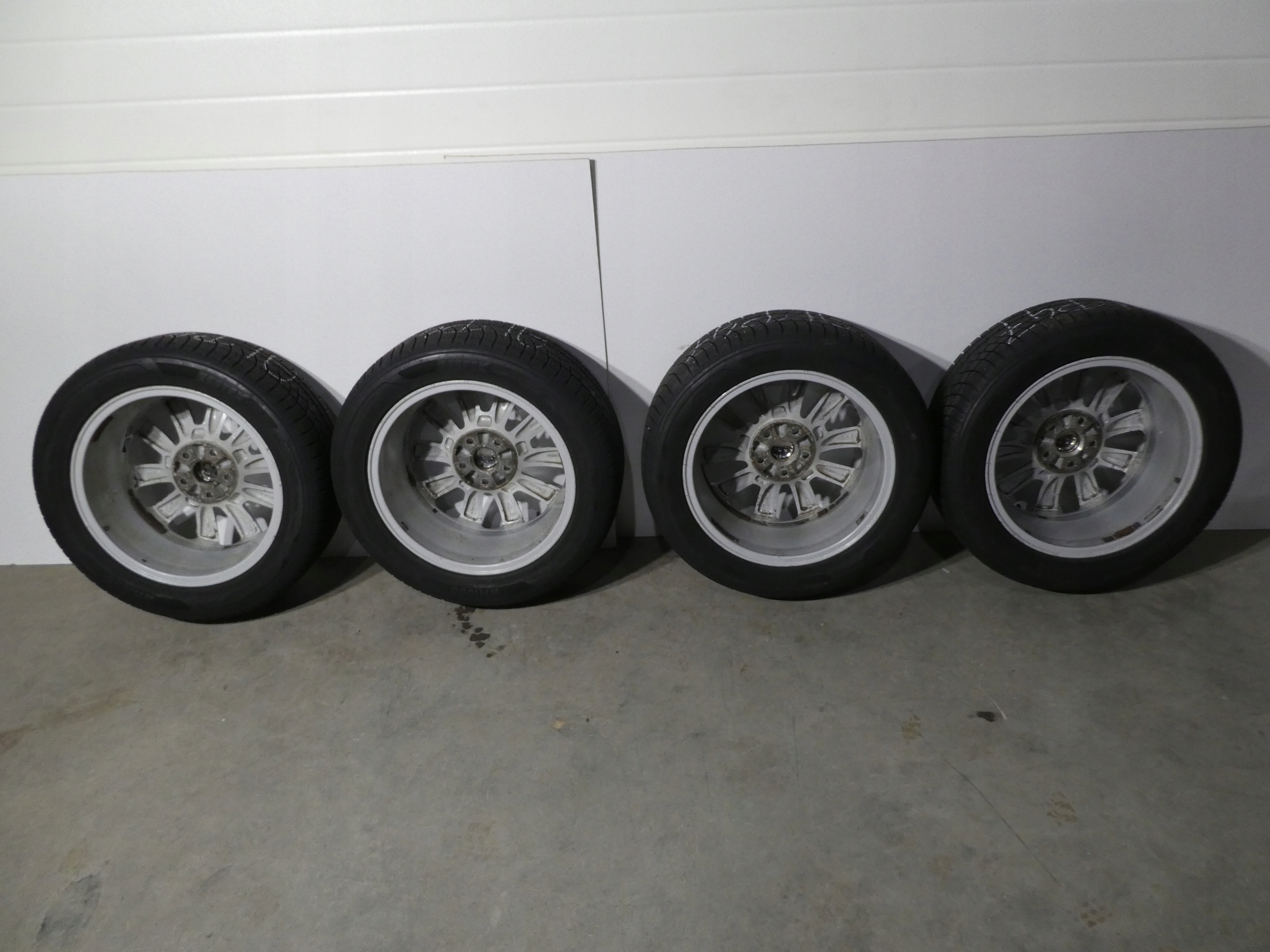 4X wheels discs tyres VW SEAT 1K8601025 2020R
