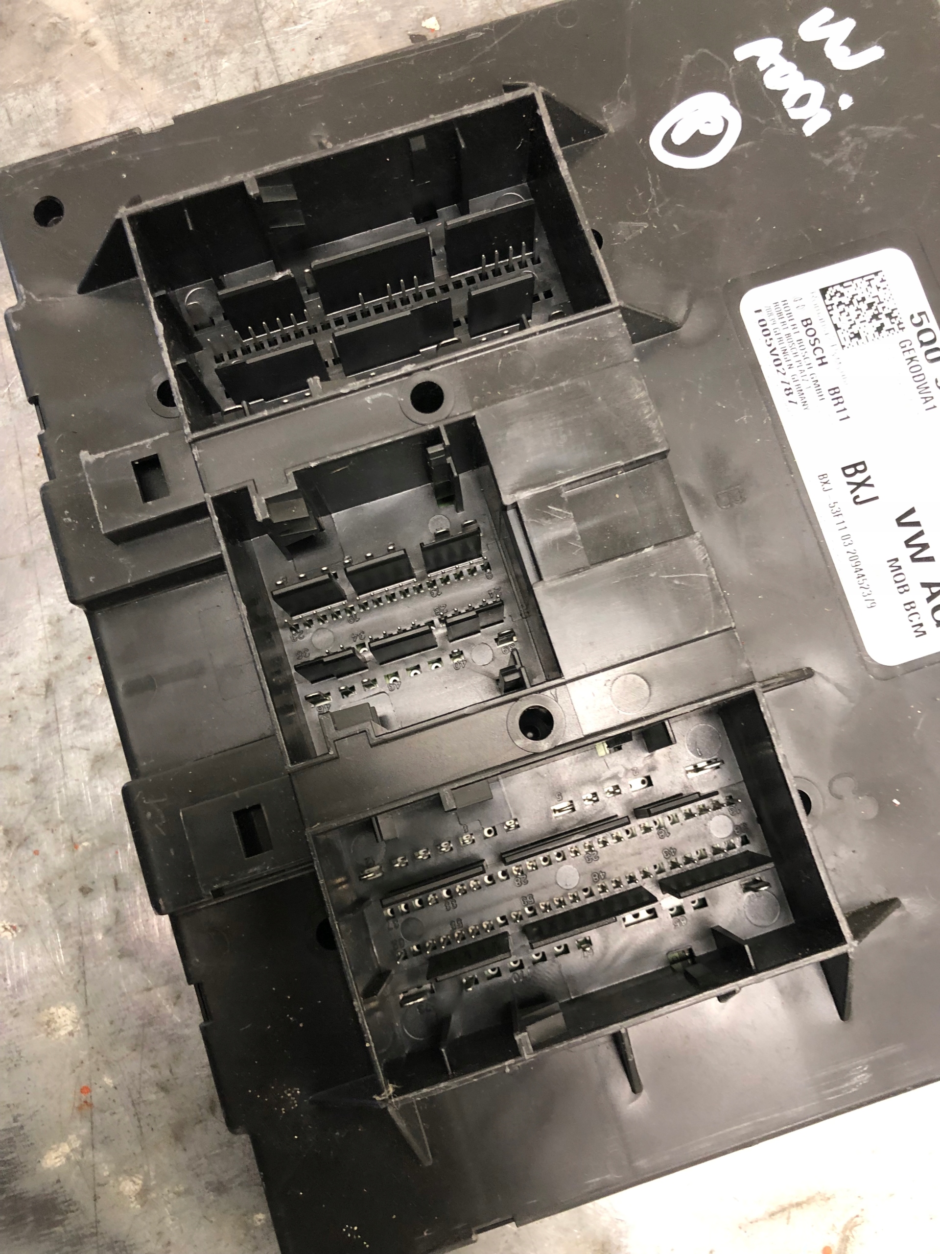 comfort control unit VW AUDI 5Q0937084DG