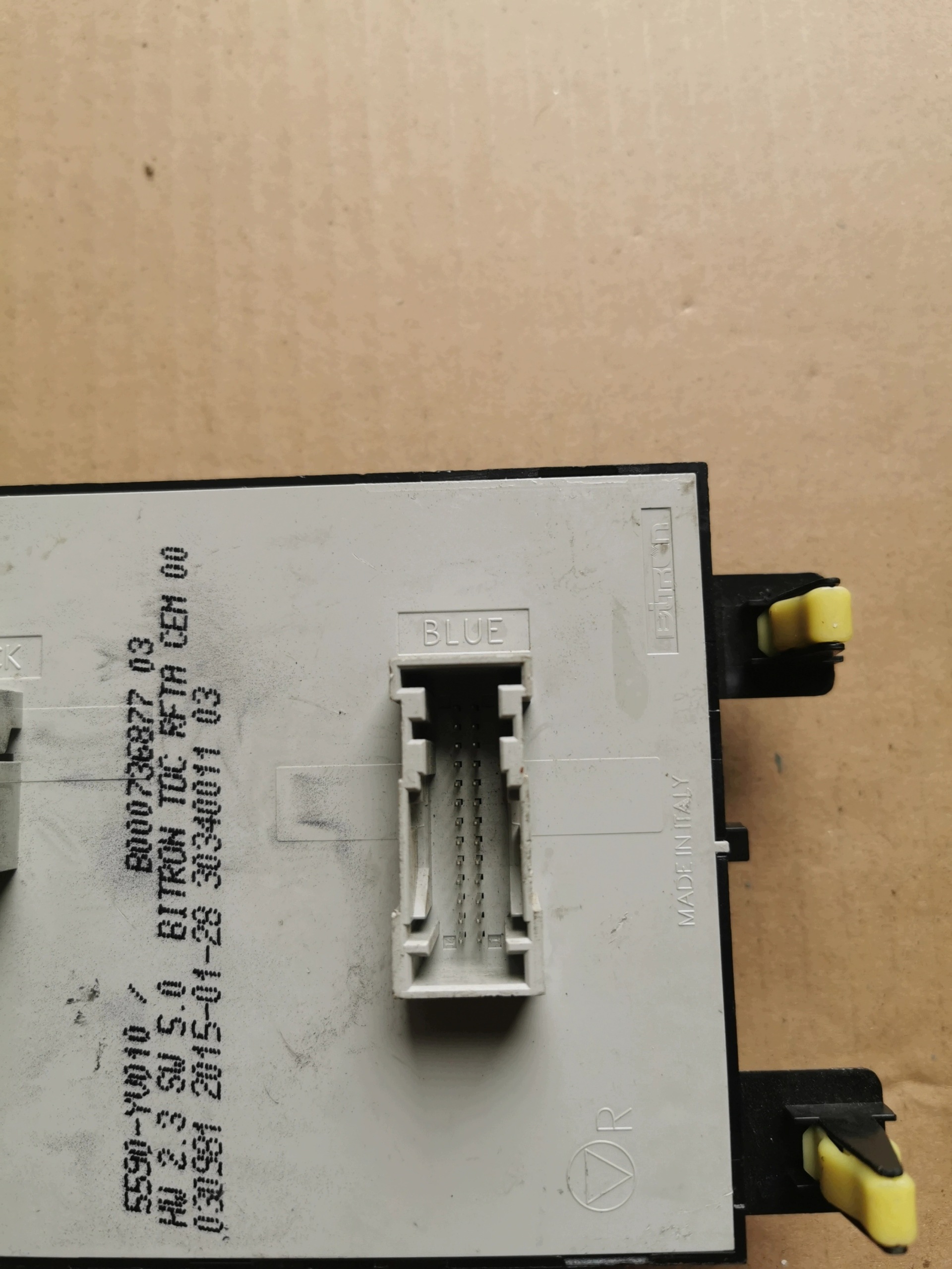 PANEL BOCCHETTE TOYOTA AYGO II 5590-YV010 B00073687703