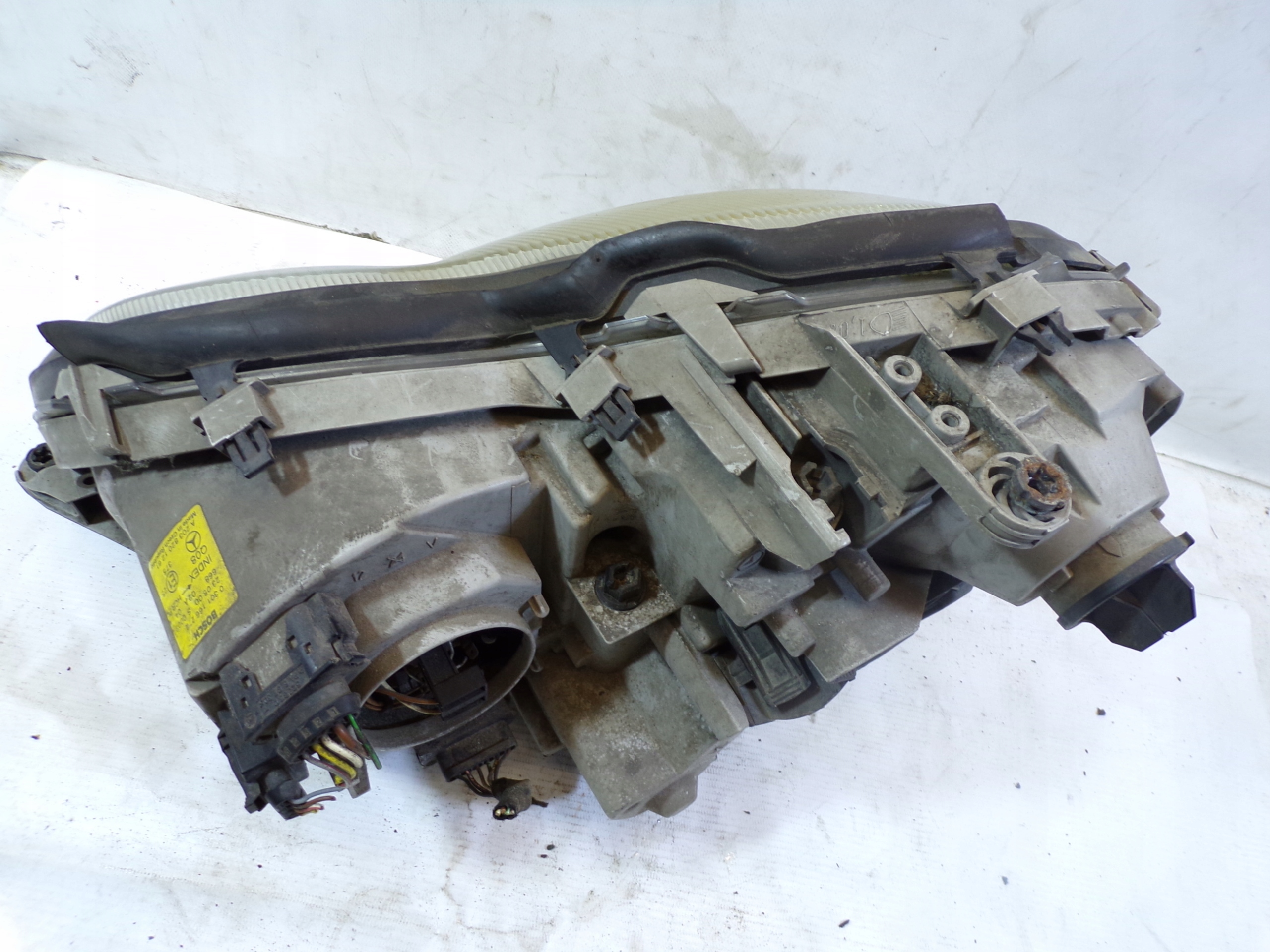 light right front front XENON MERCEDES W203 (1)