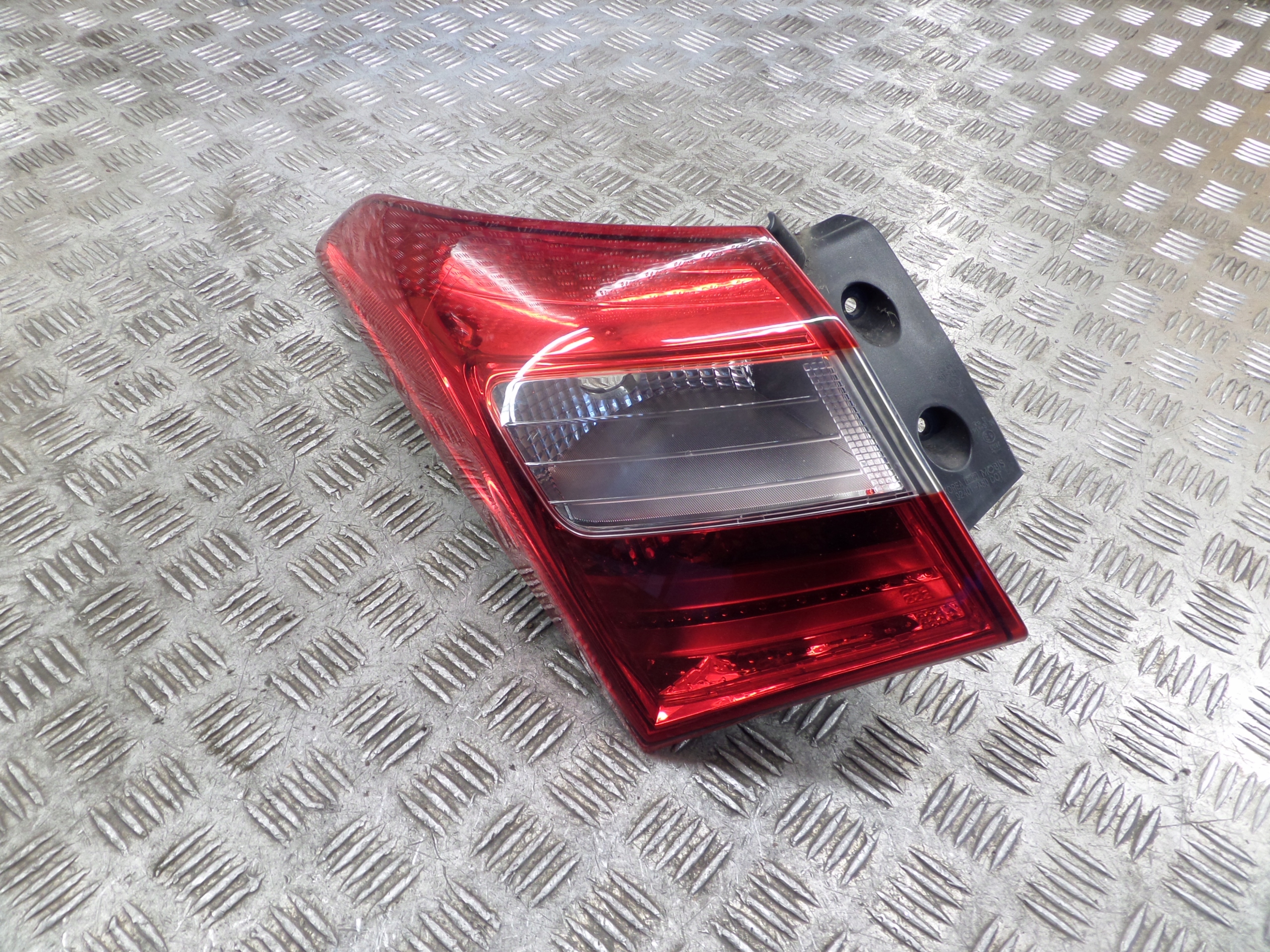 HYUNDAI I30 11- HB light left rear part 92401-A50