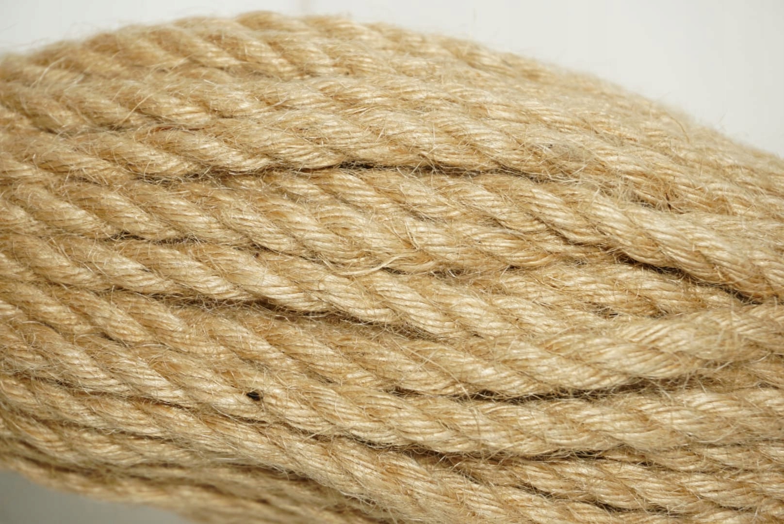 

Sznurek jutowy 10mm 50m