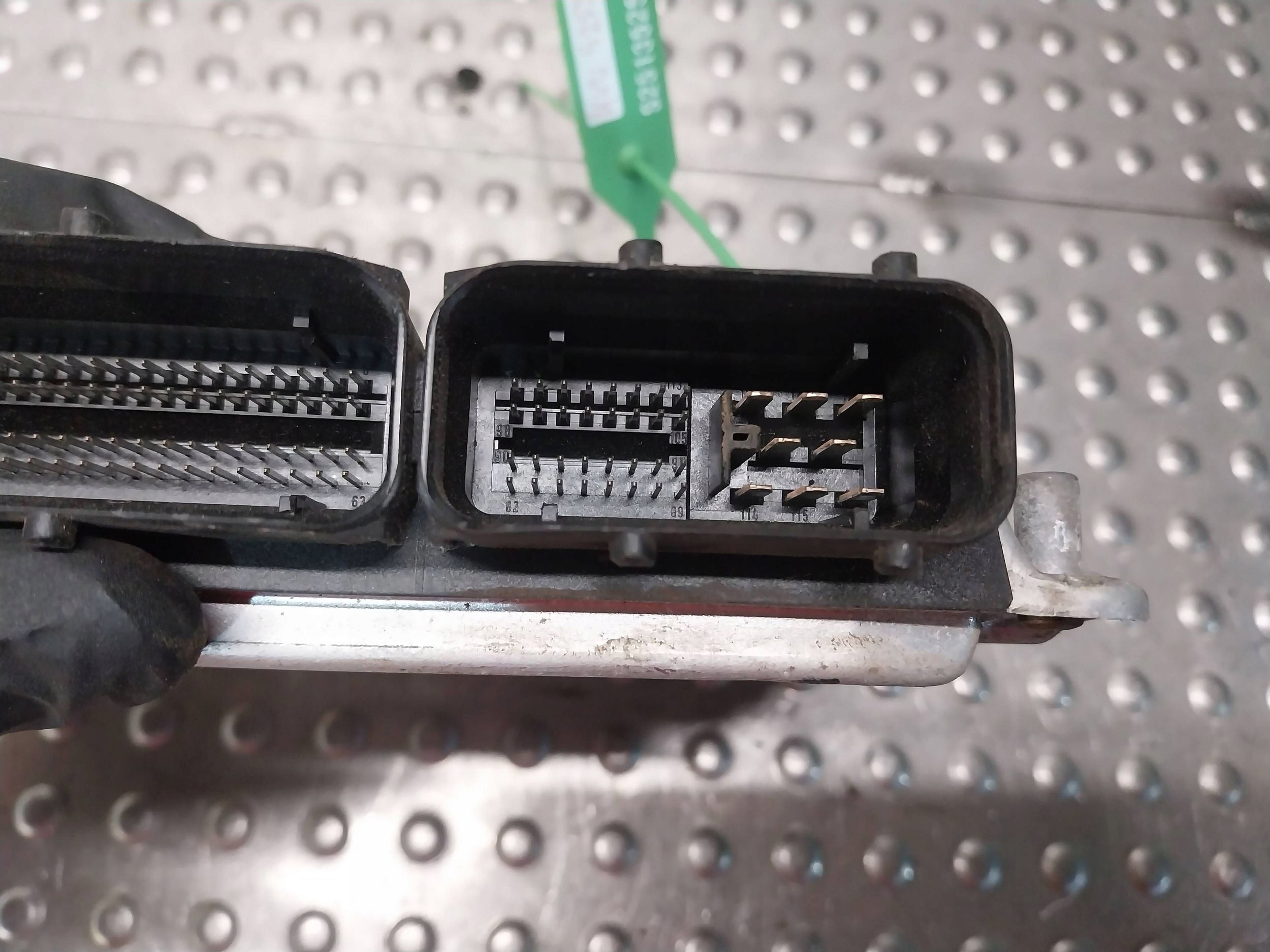 computer control unit of the engine 045906019AP 0281010865 VW POLO IV 9N 1.4 TDI