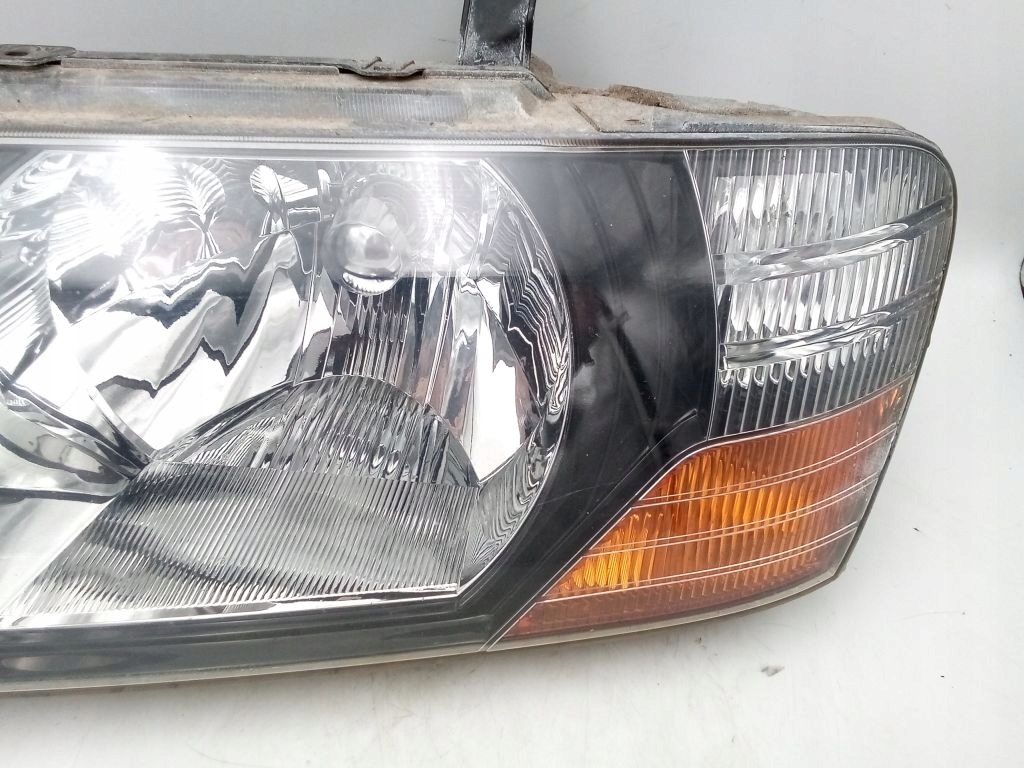 Mitsubishi Pajero III 3 3D light left front front EU
