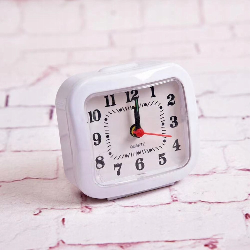 PROSTOKĄTNY BUDZIK ZEGAR TRADYCYJNY ALARM ANALOG Szerokość całkowita 8 cm