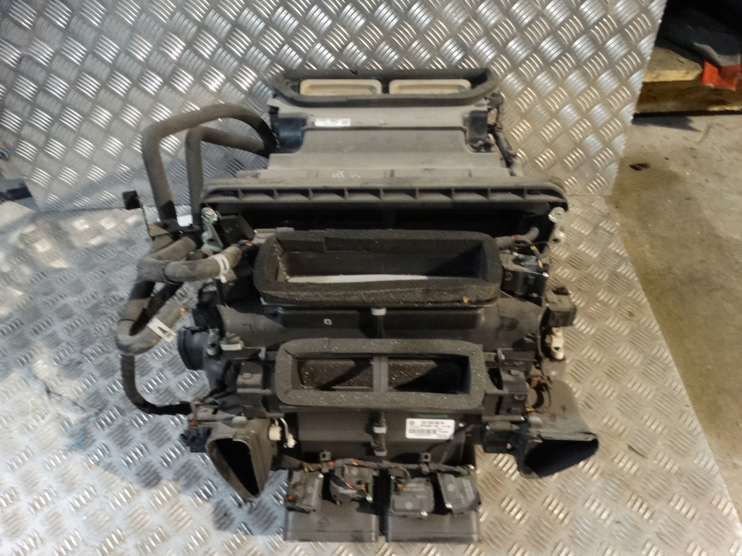IDEALNA KPL.heater BENTLEY 1