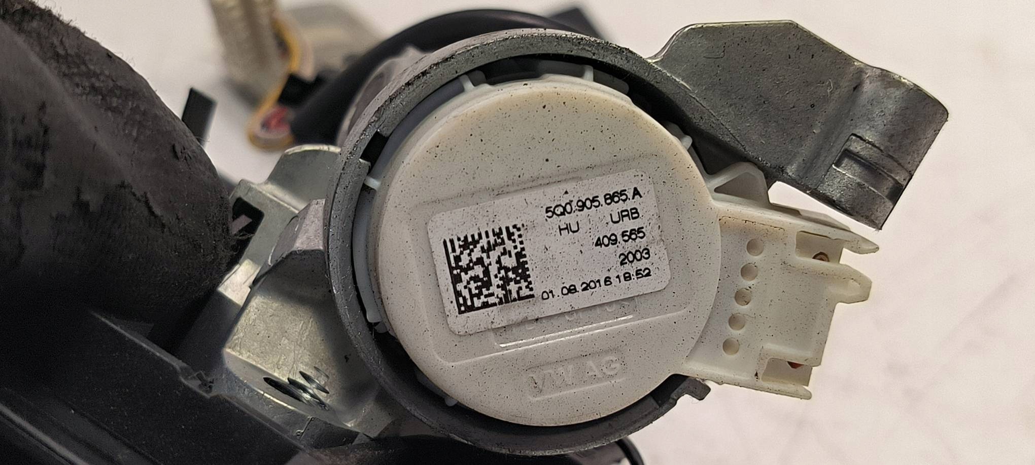 ignition key 5Q0905865A VOLKSWAGEN GOLF VII