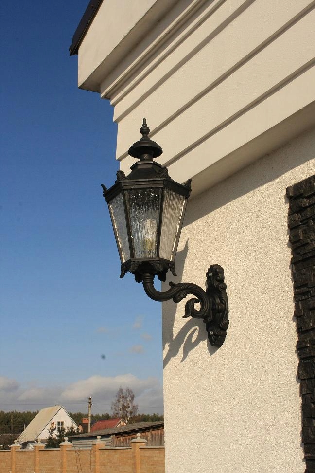 Stojaca Liatinová Nástenná Lampa Veľká