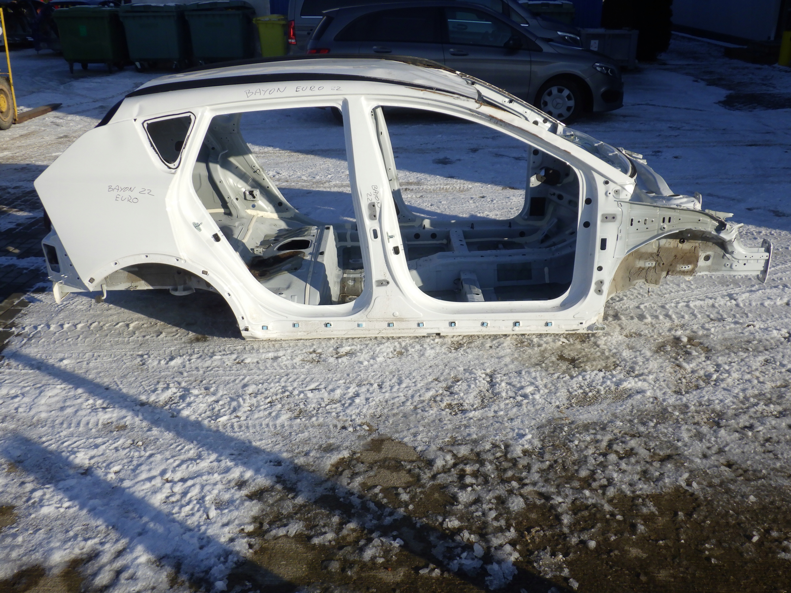HYUNDAY BAYON 2022 ĆWIARTKA PRZÓD PRAWY PODŁUŻNICA Producent części Hyundai OE