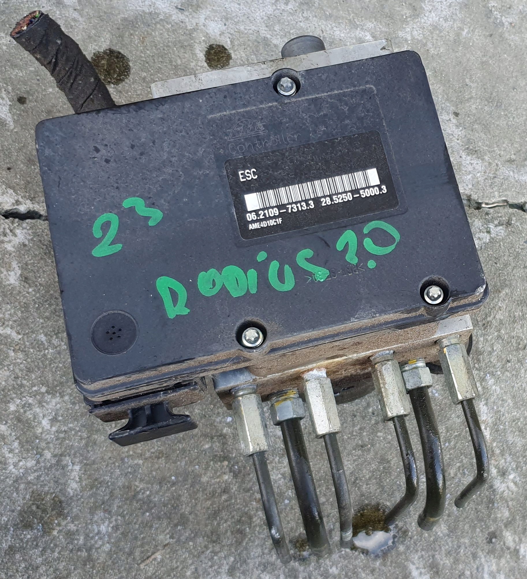 SsangYong Rodius 2 II Turismo 13- 2.0 XDi module control unit pump ABS