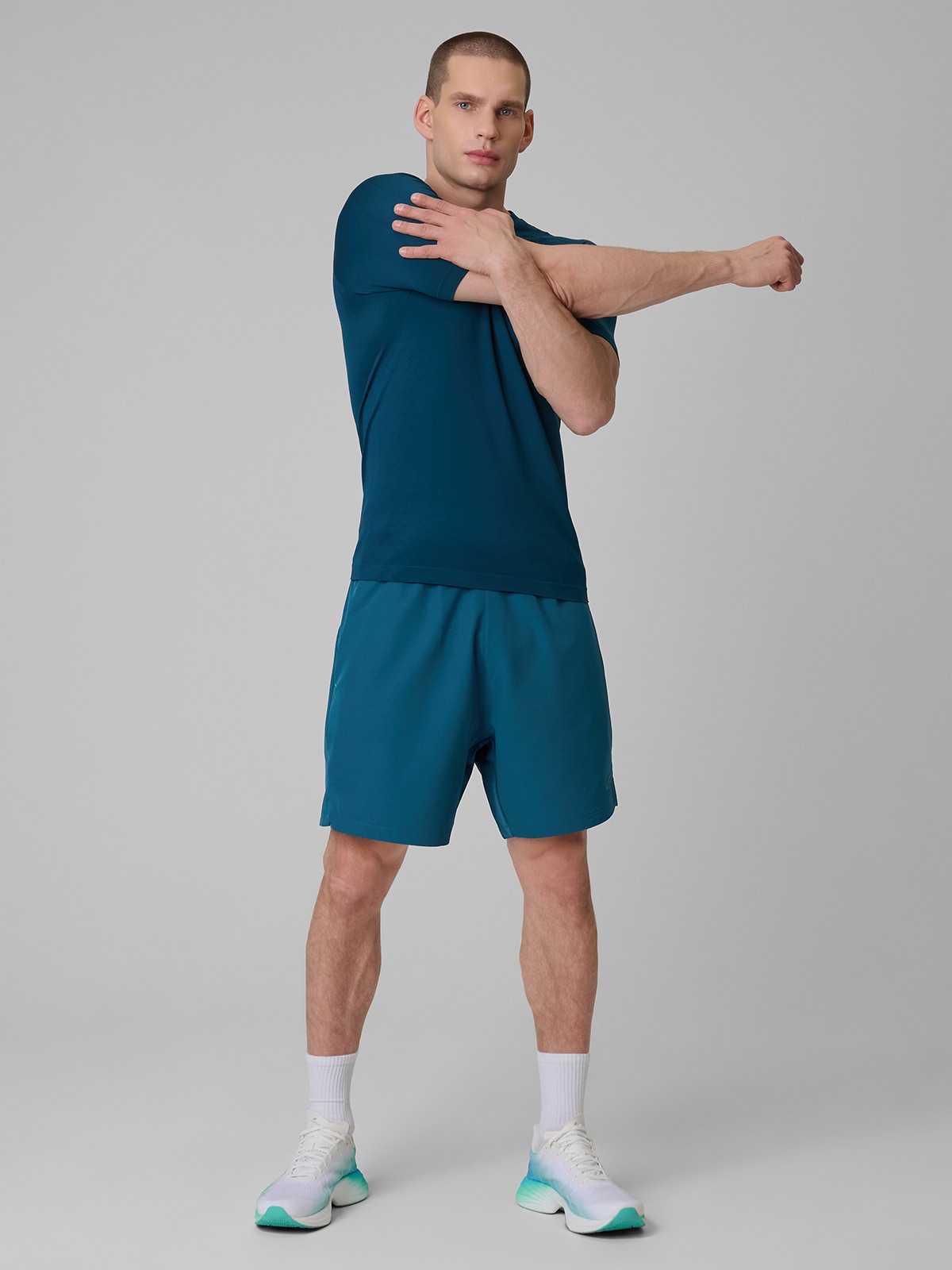 4F Kraťasy Tyrkysové, Rychleschnoucí, M