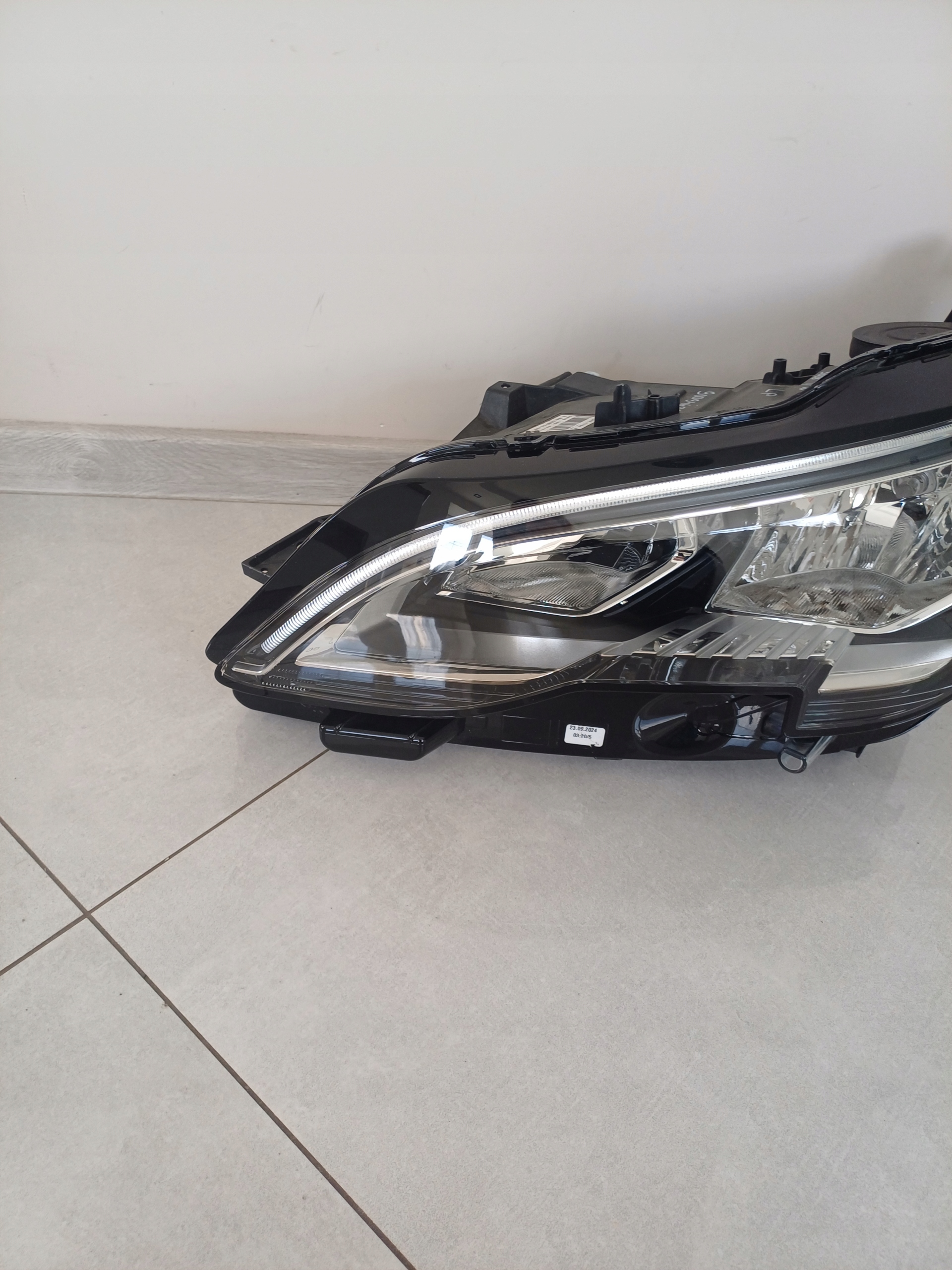 light left front front PEUGEOT 3008 5008 II 2 90094692