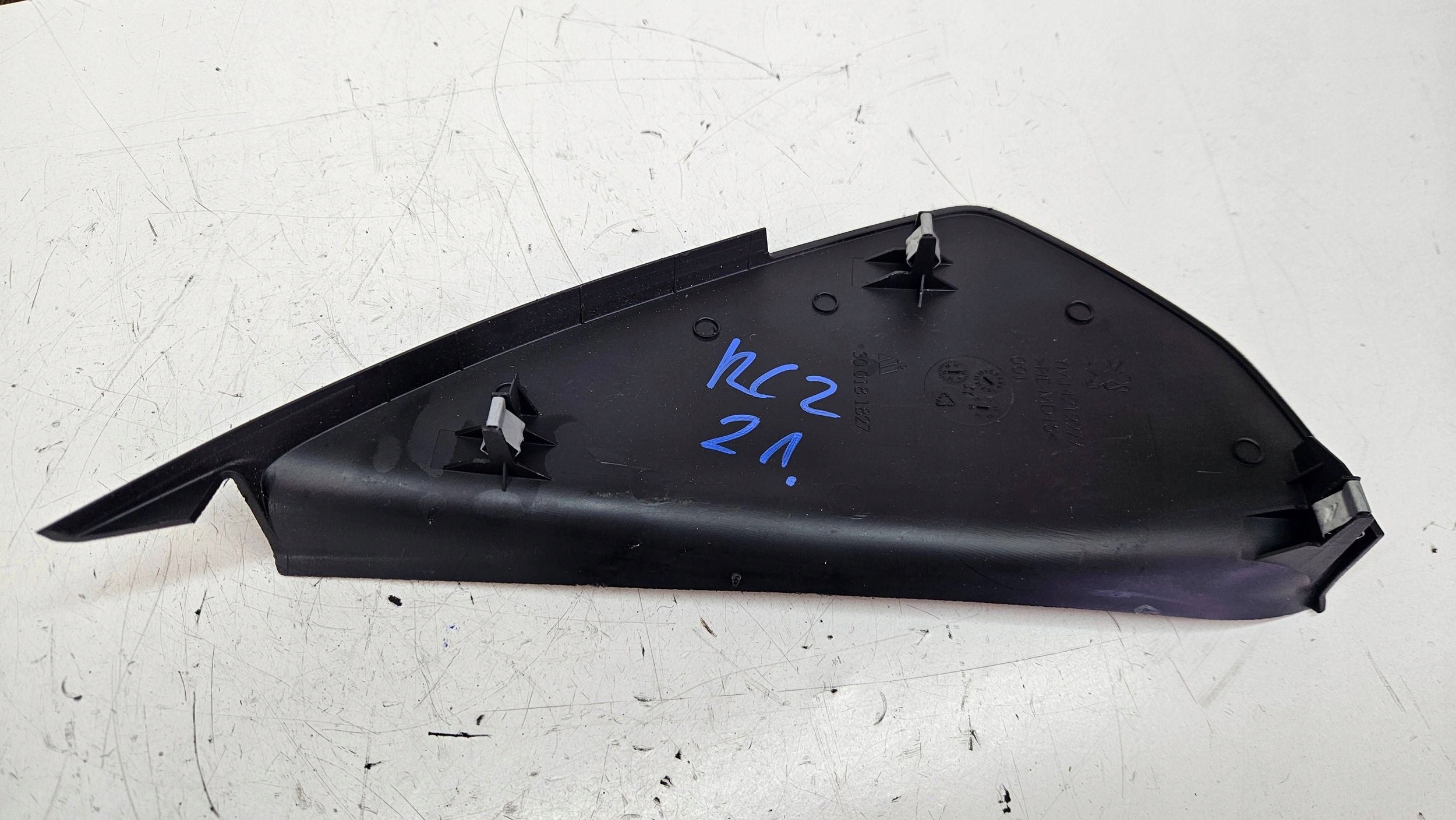 Peugeot RCZ element consoles centralnej left spoiler side ym14212277