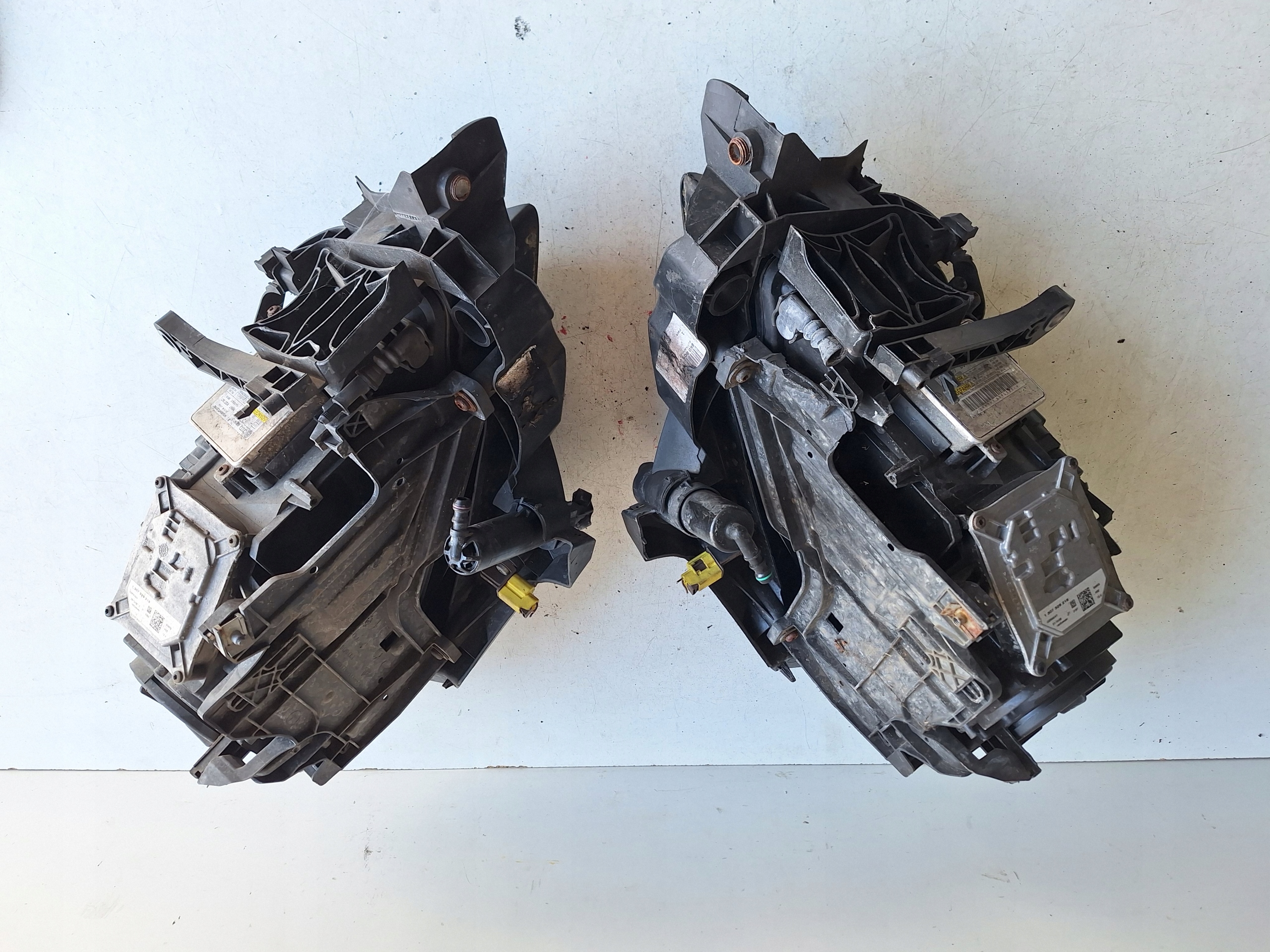 AUDI A4 B8 8K 08-11 light left XENON + support + washer UK