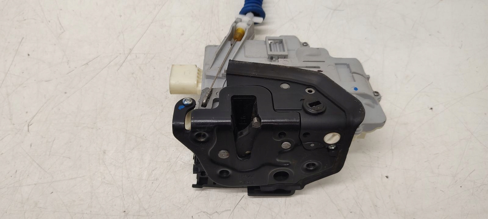 lock door rear part rear right VW Tiguan and