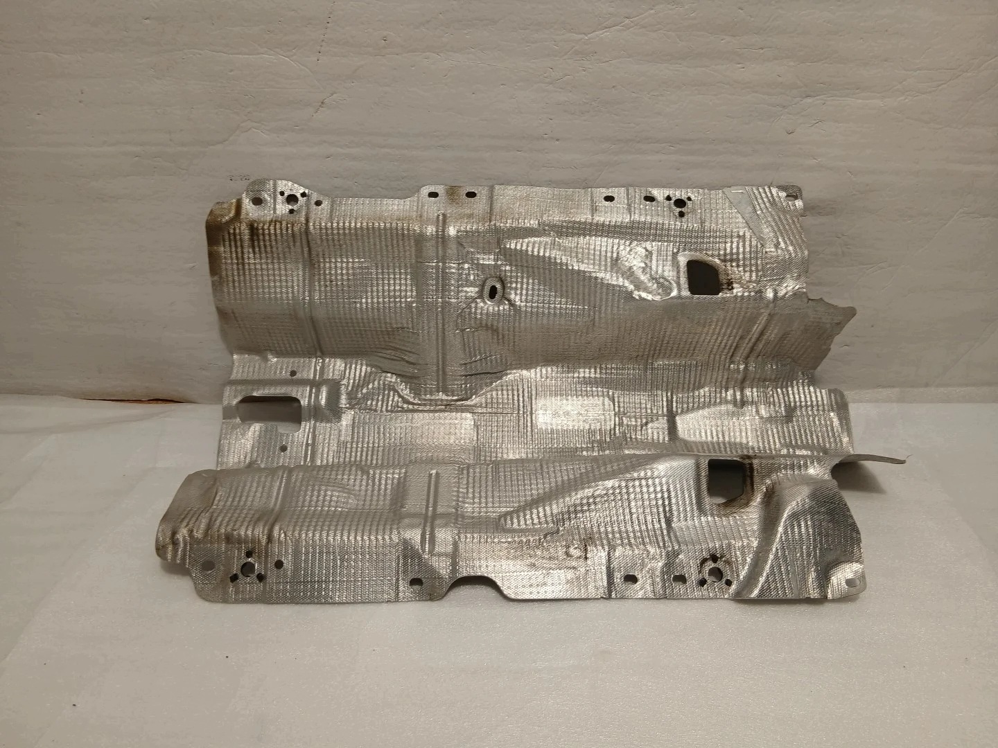 AUDI A4 B9 LIFT Blende Abdeckung TERMICZNA 8W0804160D